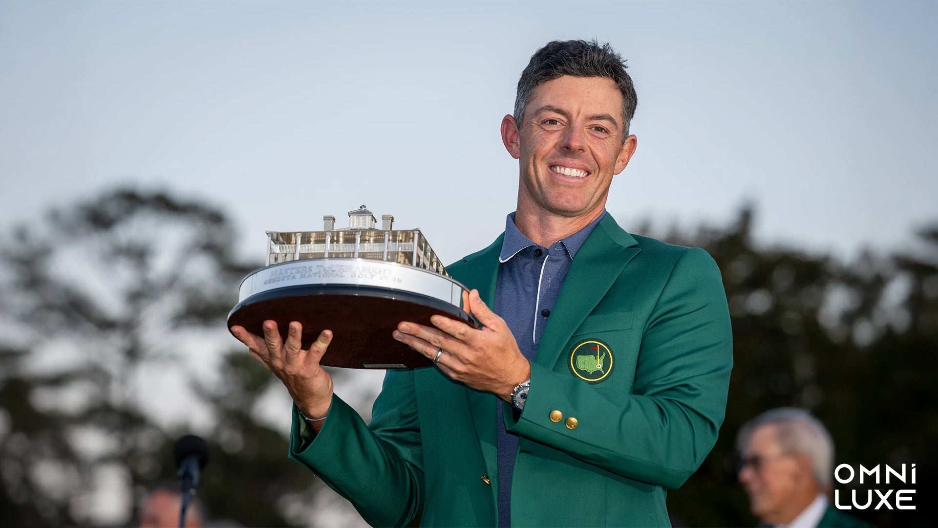 Raih Gelar Masters Pertama, Rory McIlroy Rayakan Kemenangan dengan Omega Speedmaster Silver Snoopy Award