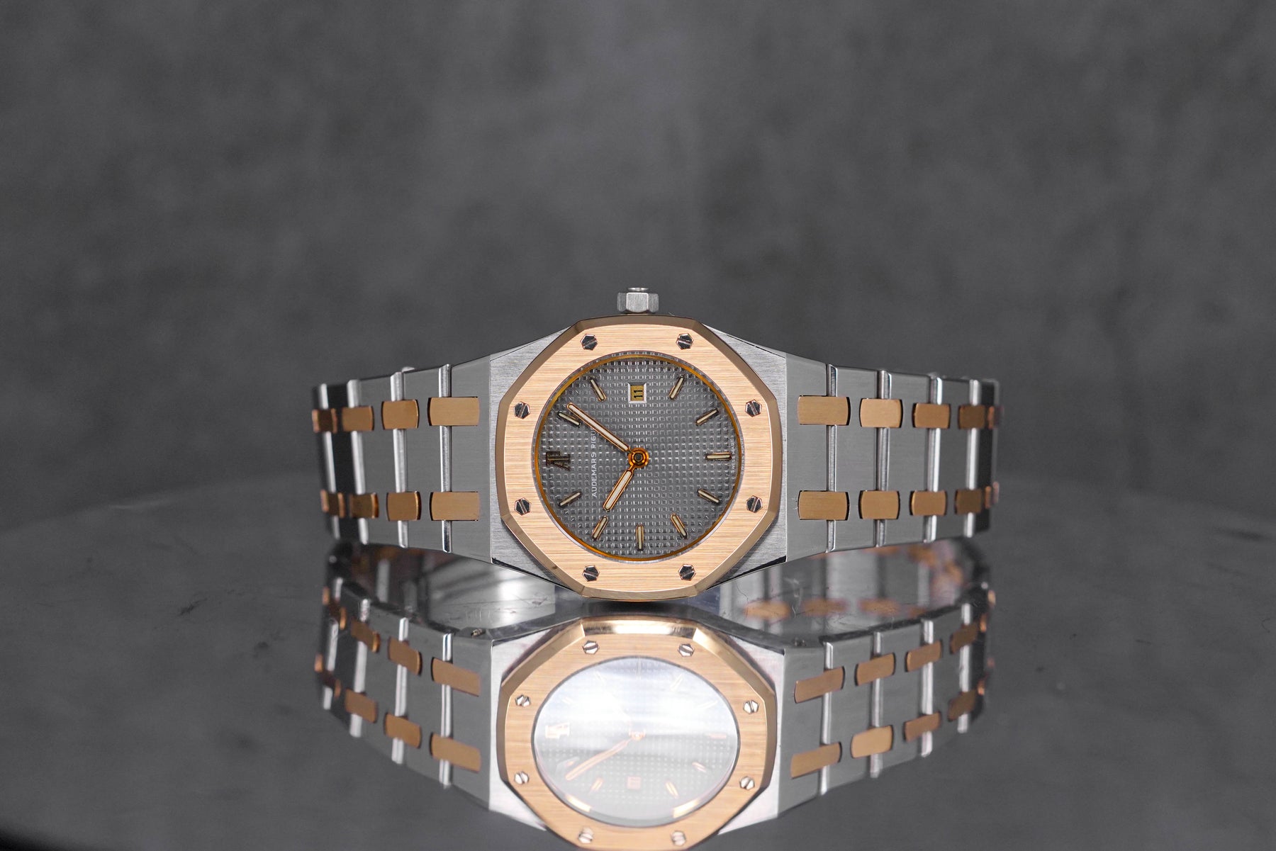 ROYAL OAK LADY 33MM 56175SA TWOTONE YELLOWGOLD GREY DIAL (WATCH ONLY)