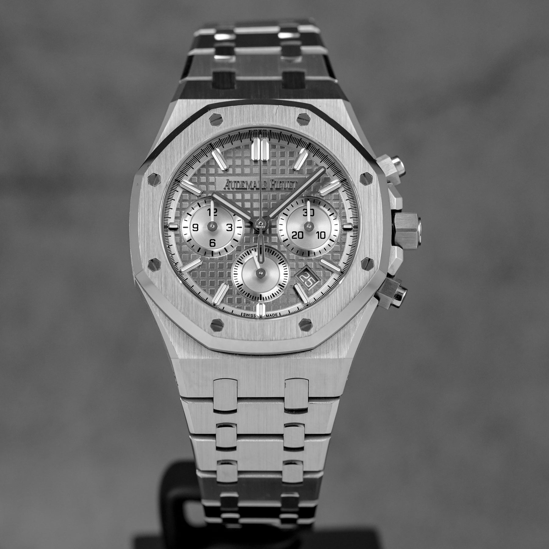 Harga AP Royal Oak Chrono Grey