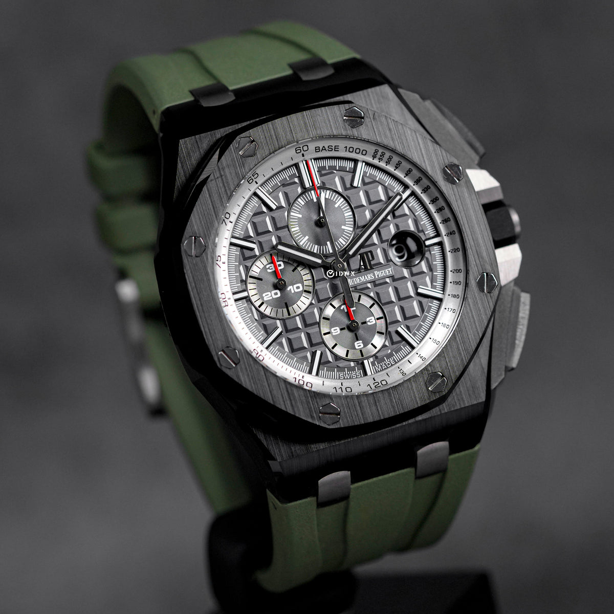 ROYAL OAK OFFSHORE CHRONOGRAPH BLACK CERAMIC GREY DIAL RUBBER STRAP (2015)