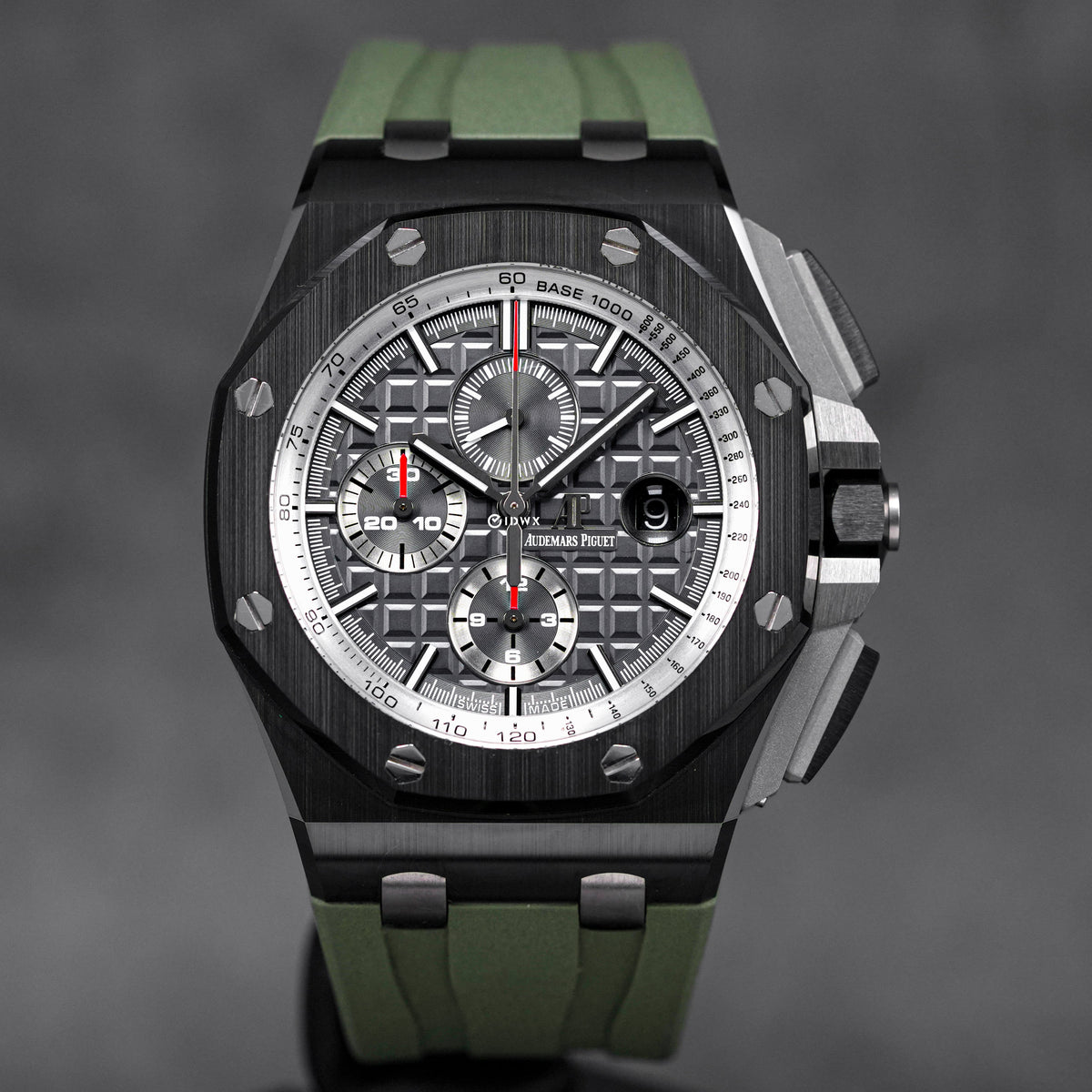 ROYAL OAK OFFSHORE CHRONOGRAPH BLACK CERAMIC GREY DIAL RUBBER STRAP (2015)