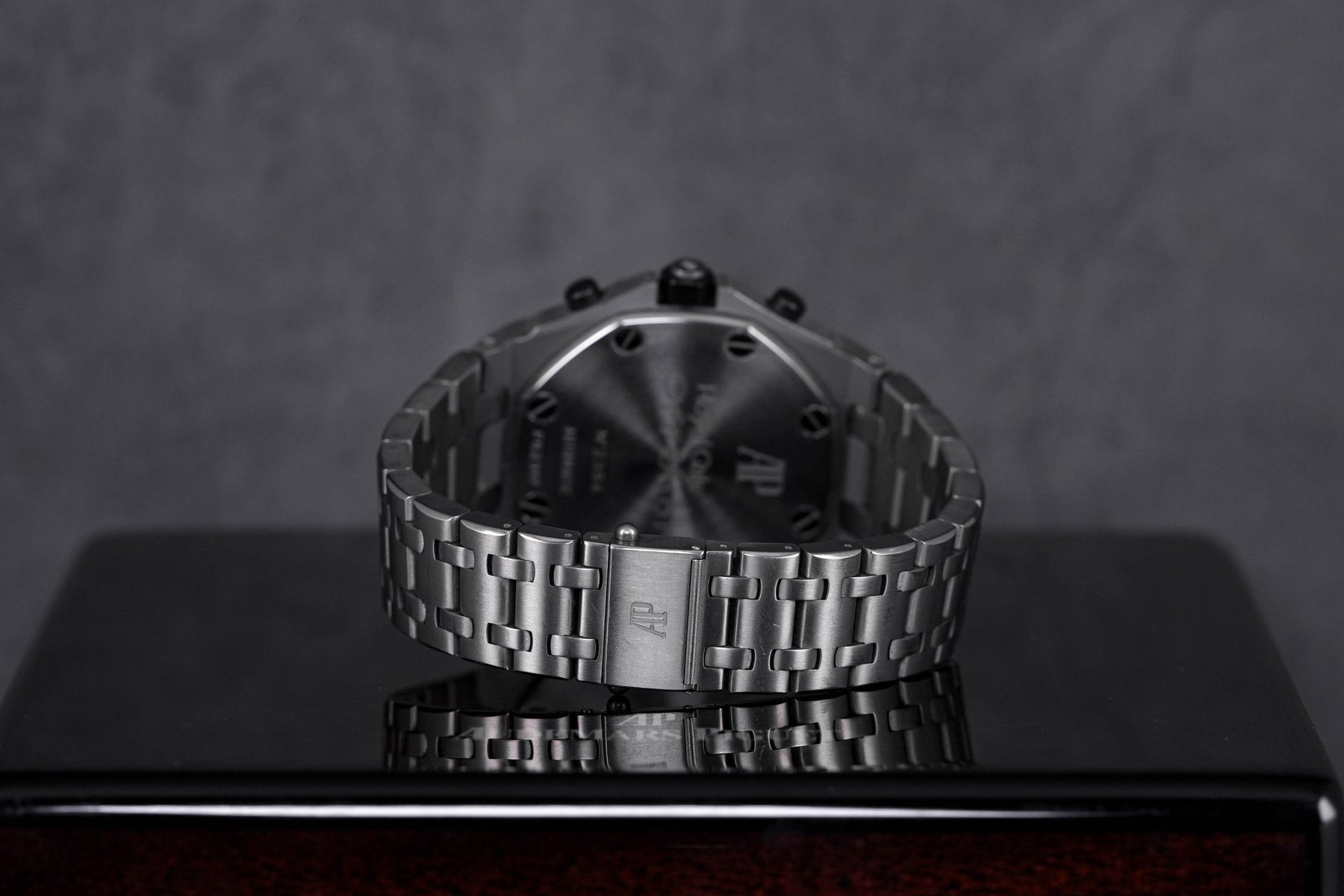 ROYAL OAK OFFSHORE CHRONOGRAPH 42MM TITANIUM BLACK DIAL (2006)