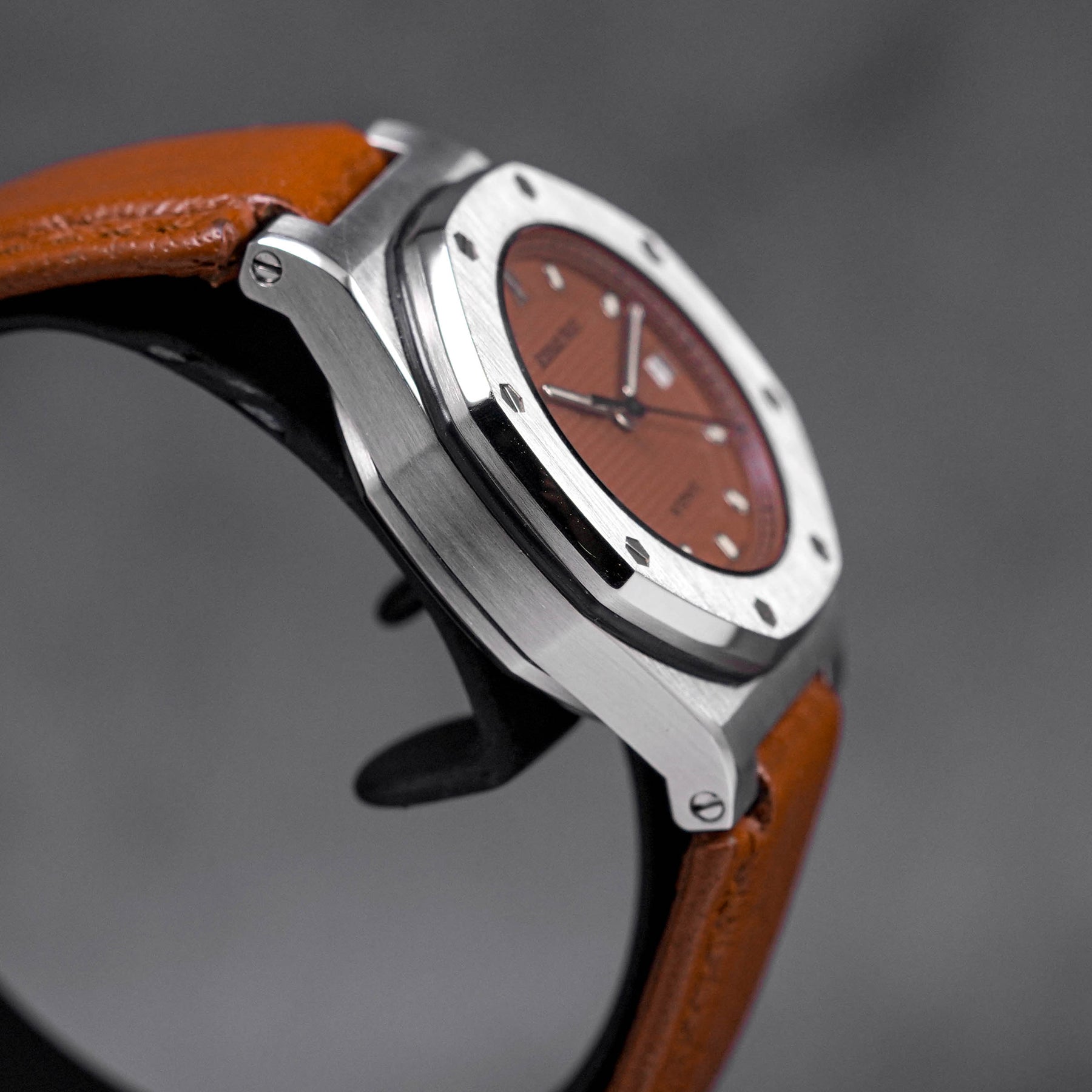 ROYAL OAK OFFSHORE 33MM BROWN DIAL (WATCH ONLY)