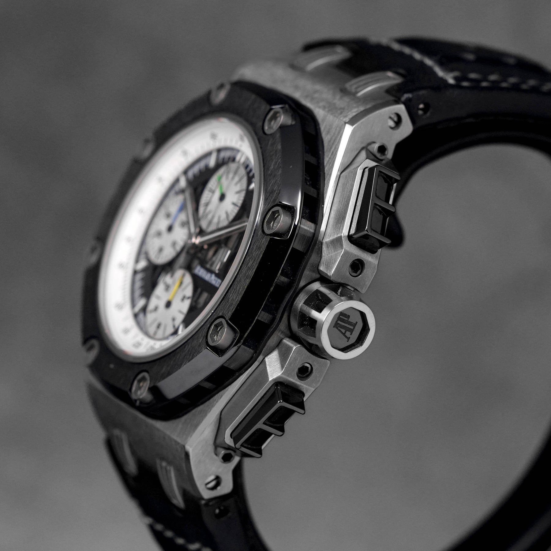 ROYAL OAK OFFSHORE CHRONOGRAPH 44MM 'RUBENS BARRICHELLO II' TITANIUM LIMITED EDITION (2007)