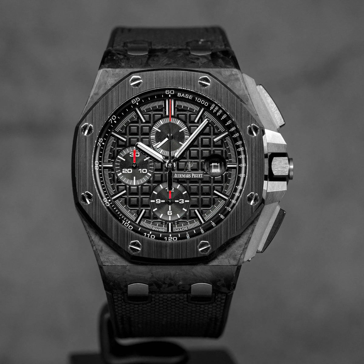 ROYAL OAK OFFSHORE CHRONOGRAPH 44MM NOVELTY BLACK CARBON CERAMIC AFTERMARKET STRAP (2015)