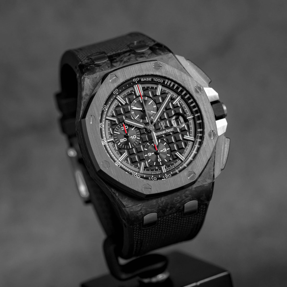 ROYAL OAK OFFSHORE CHRONOGRAPH 44MM NOVELTY BLACK CARBON CERAMIC AFTERMARKET STRAP (2015)
