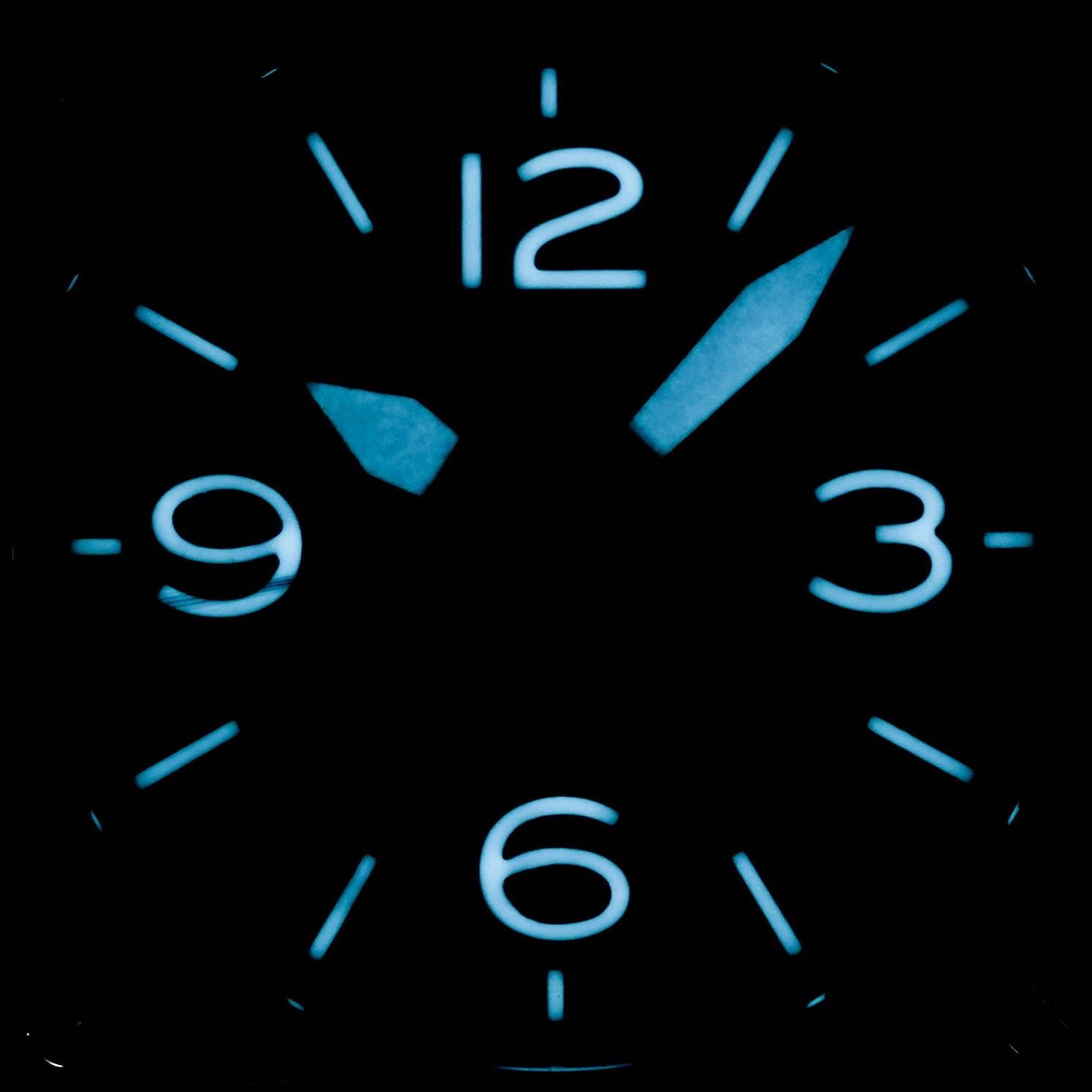 Aviation Steel Black