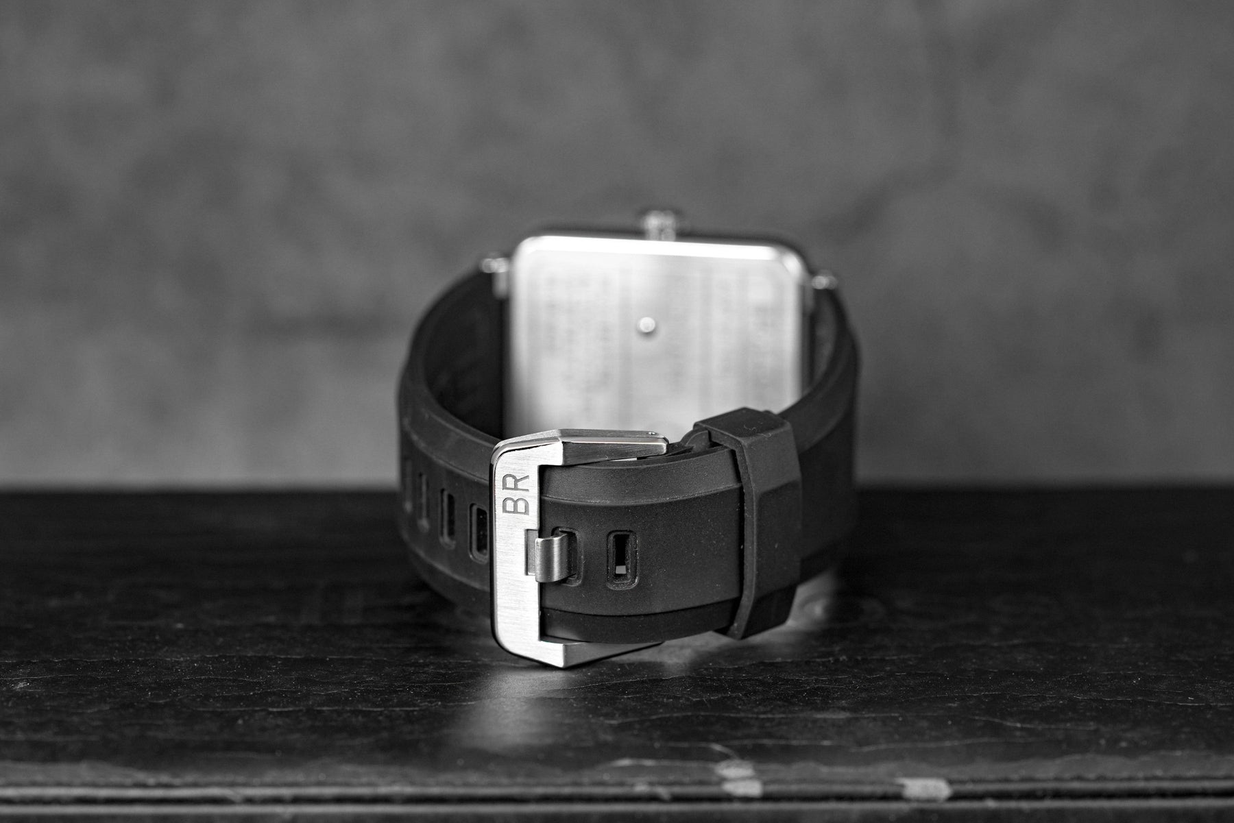 Aviation Steel Black