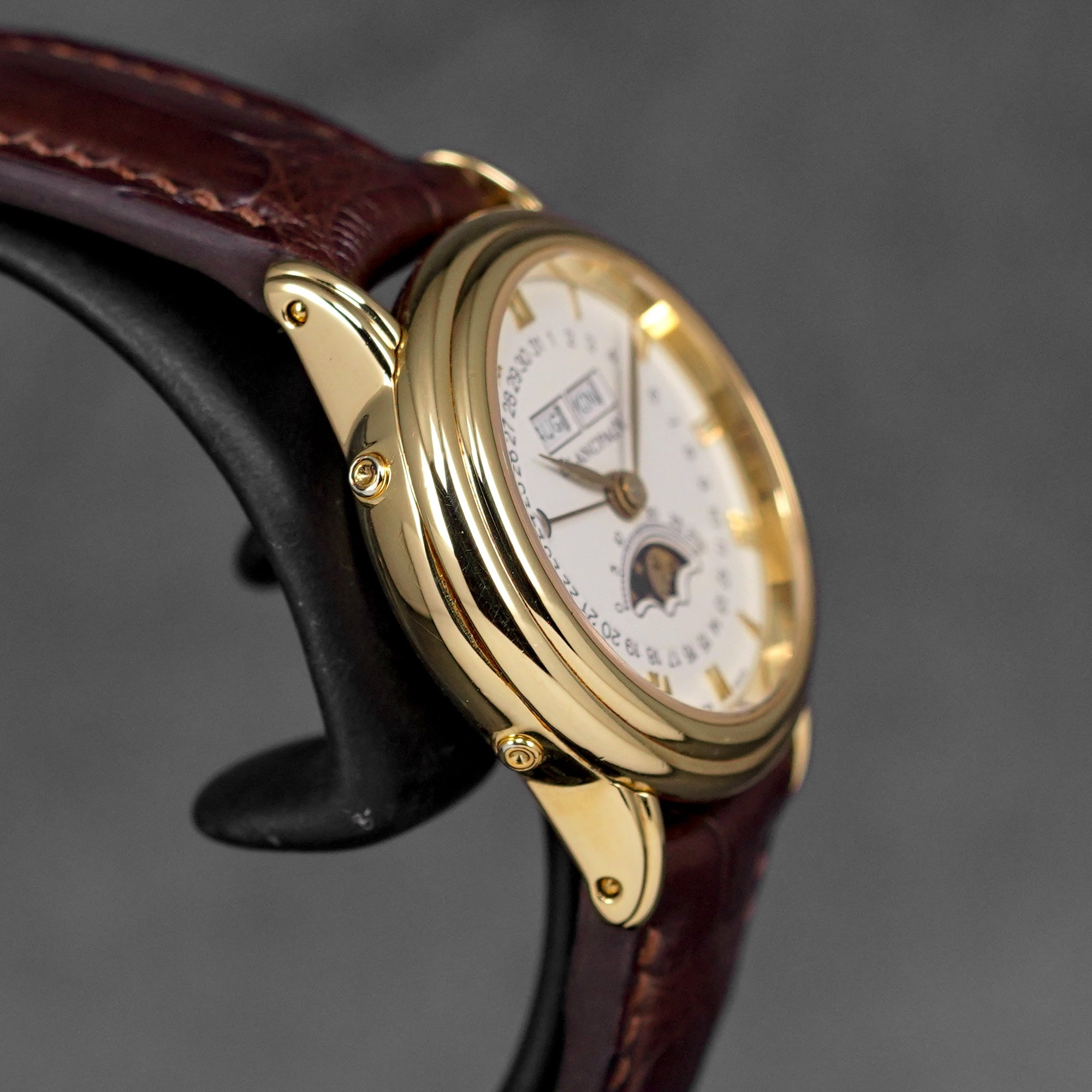 VILLERET CALENDAR MOONPHASE YELLOWGOLD WHITE DIAL (WATCH ONLY)