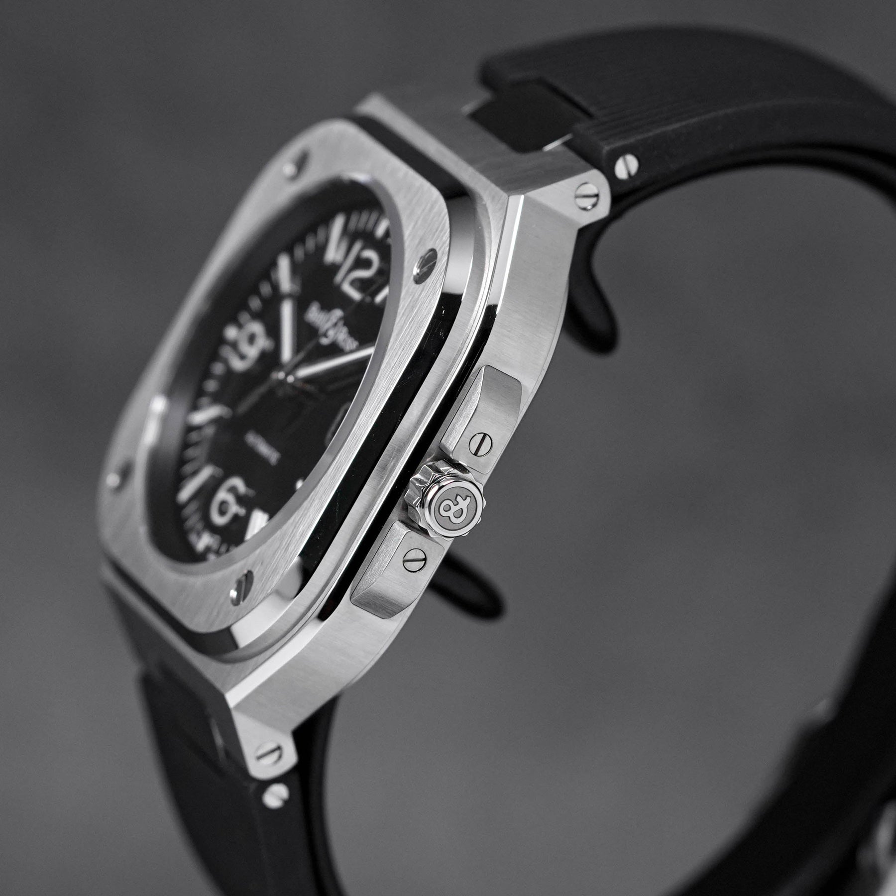 BR 05 BLACK (2022)