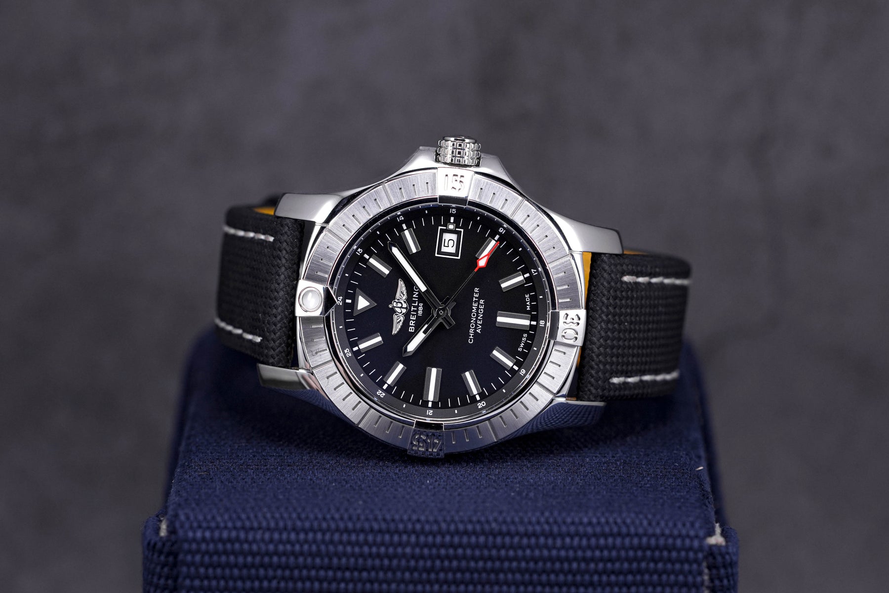 AVENGER AUTOMATIC 43MM STEEL BLACK DIAL (2022)