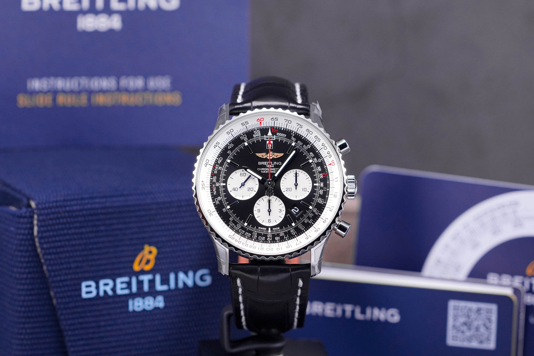 NAVITIMER 01 46MM PANDA DIAL (2022)