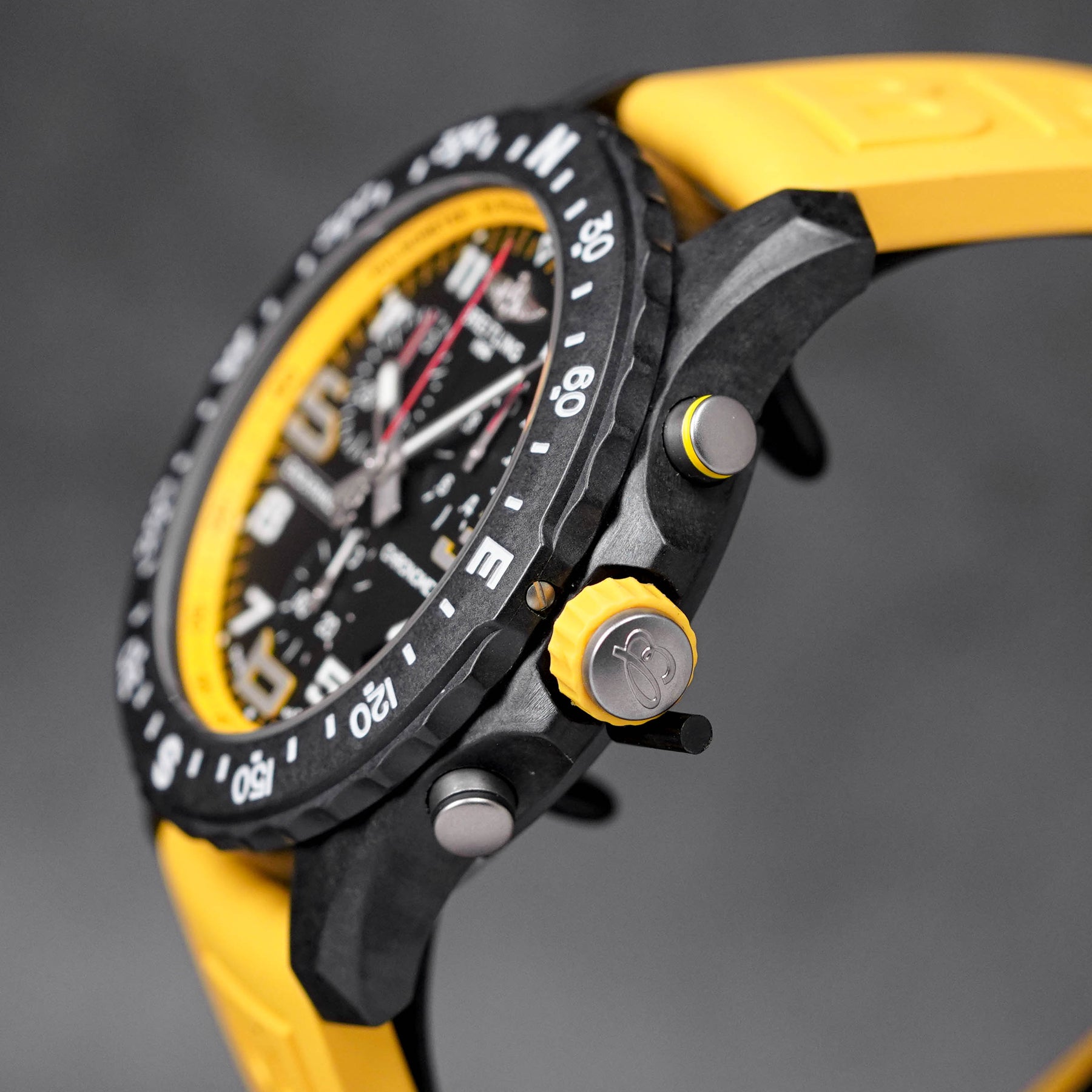 ENDURANCE PRO 44MM YELLOW (2023)