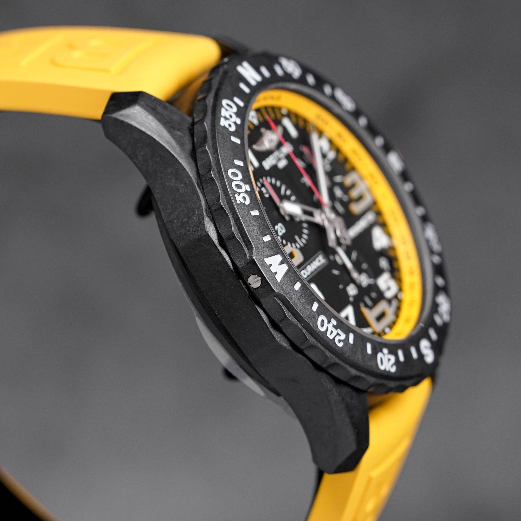 ENDURANCE PRO 44MM YELLOW (2023)