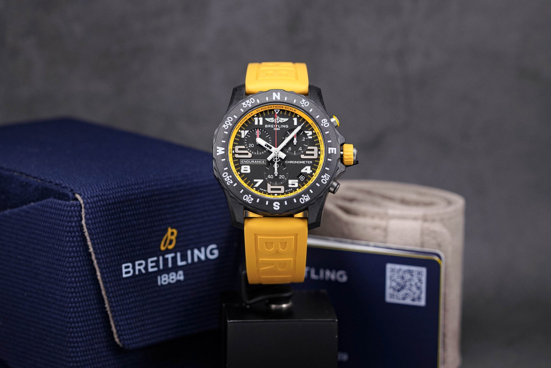 ENDURANCE PRO 44MM YELLOW (2023)