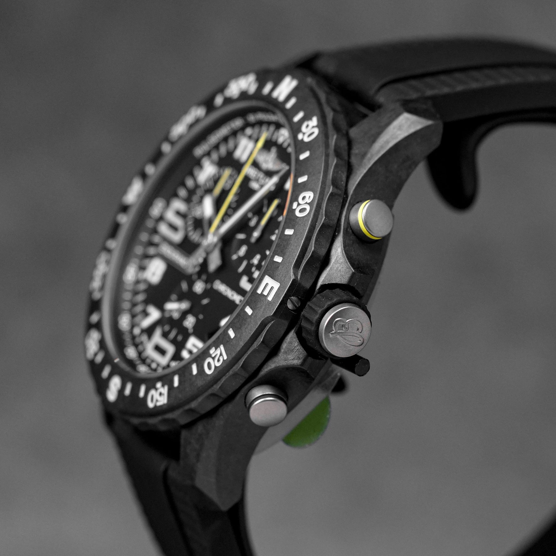 Harga Breitling Endurance Pro 44 Black Terbaru