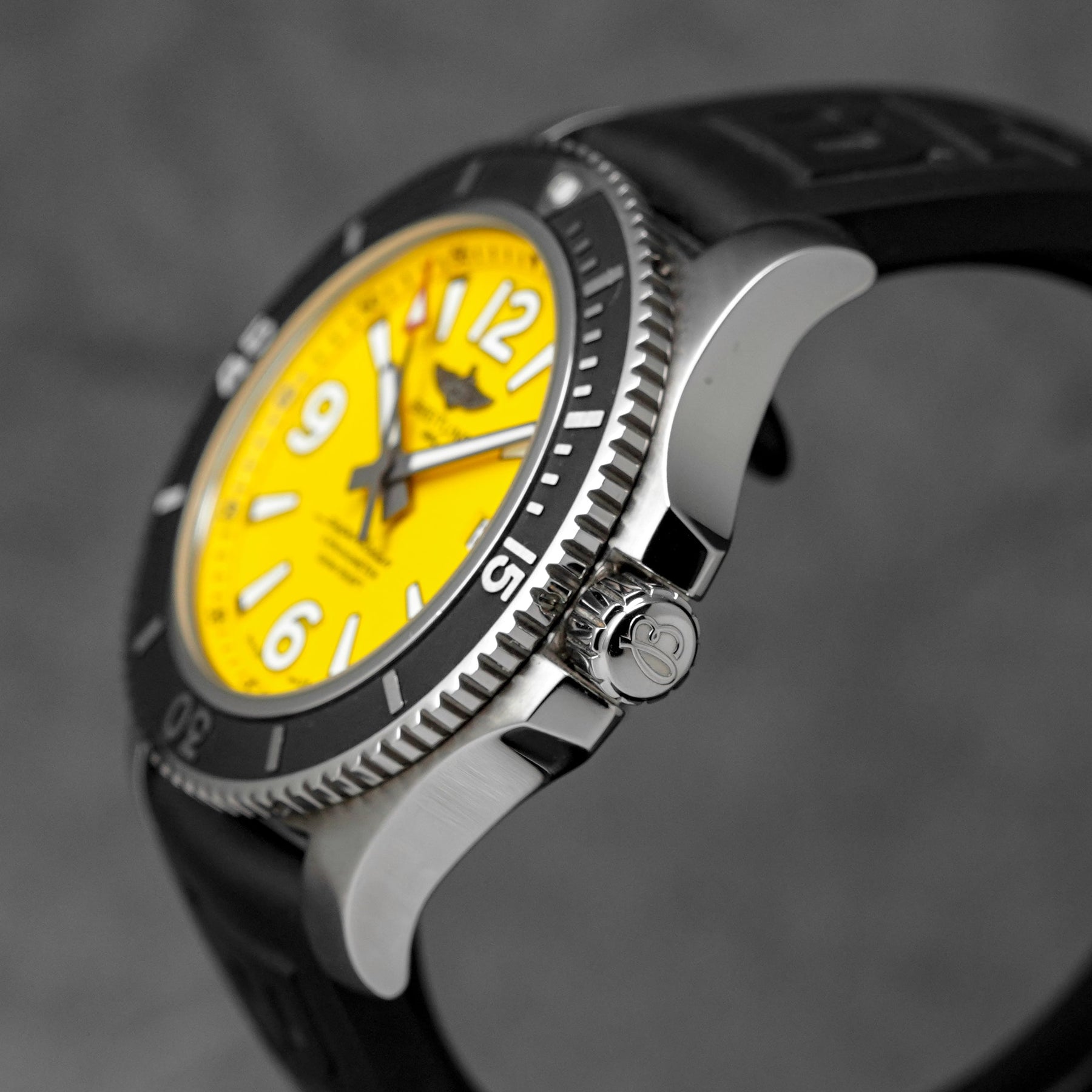 Harga Breitling Superocean 44 Yellow