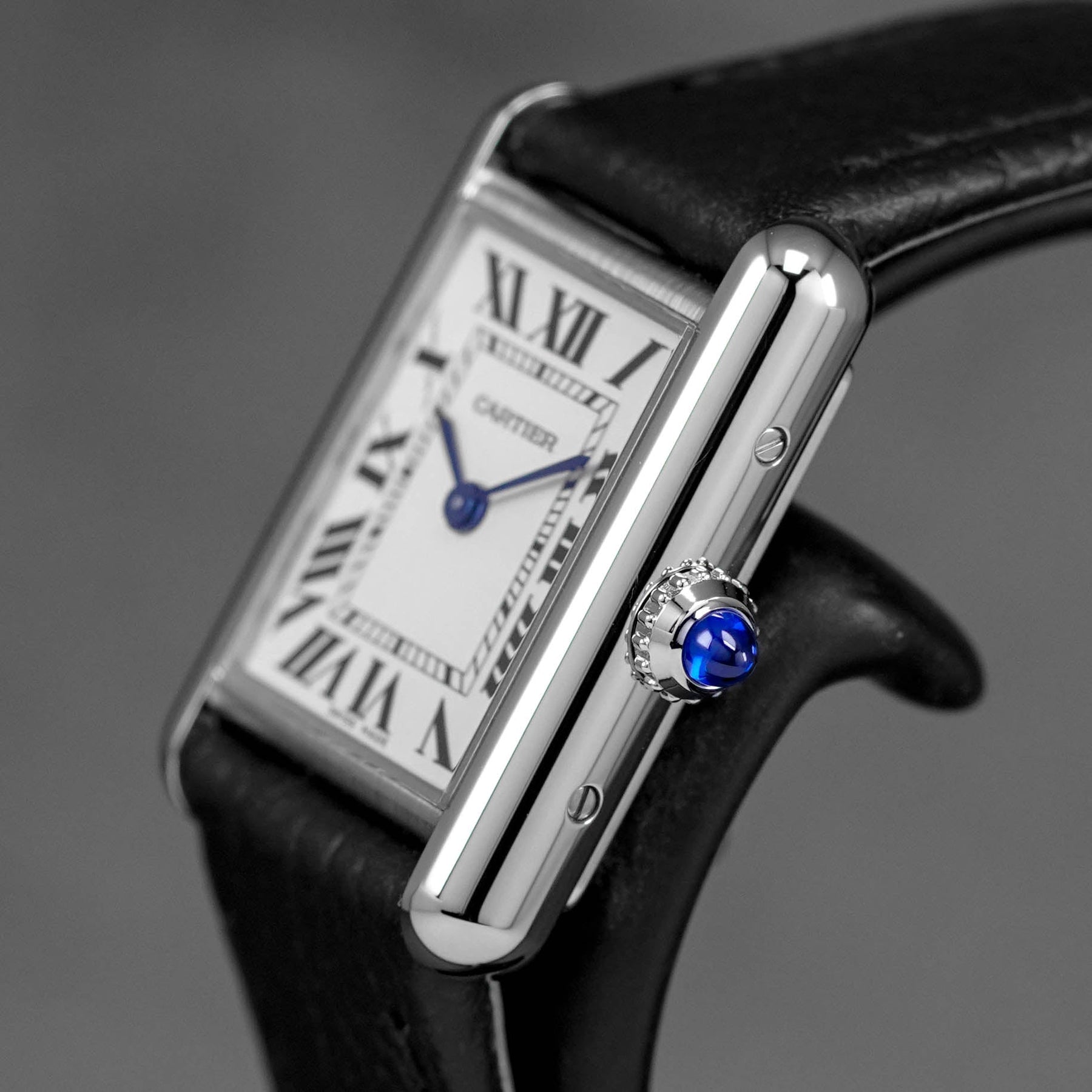 TANK MUST S SILVER DIAL LEATHER STRAP (2025)