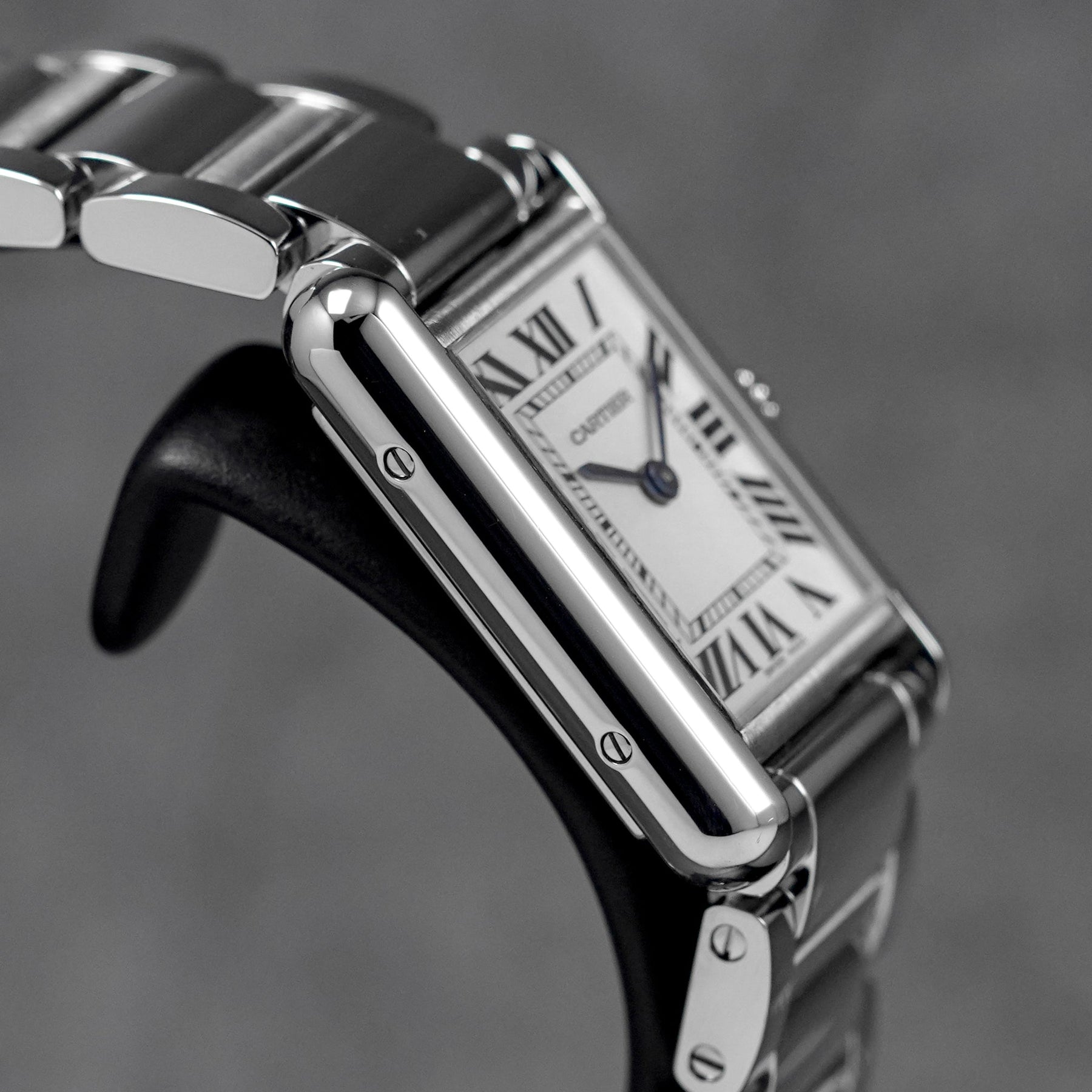 TANK MUST S SILVER DIAL (2023)