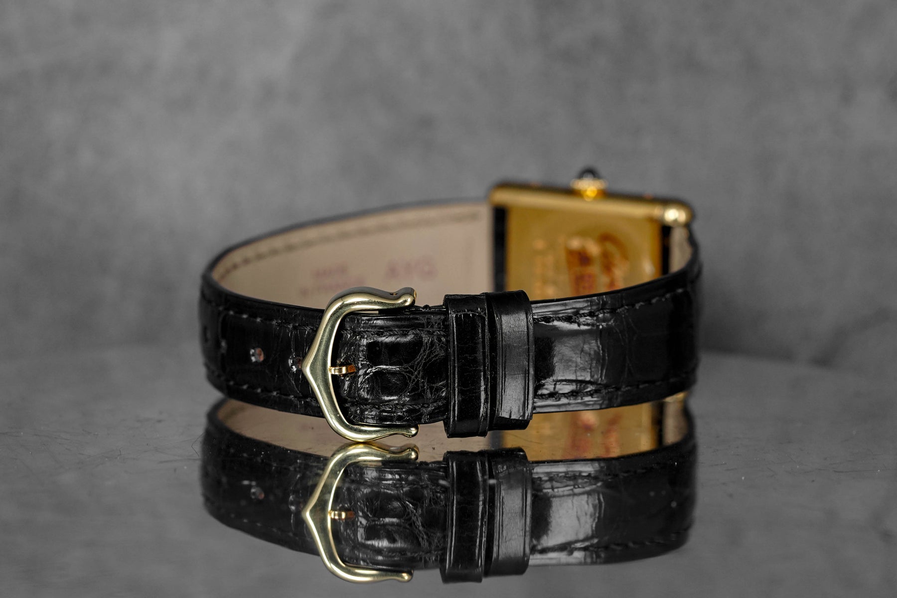 Harga Cartier Tank Must Vermeil Yellowgold Black