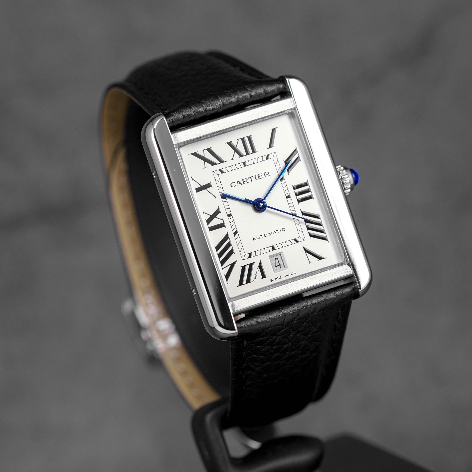 TANK SOLO XL SILVER DIAL LEATHER STRAP (2015)