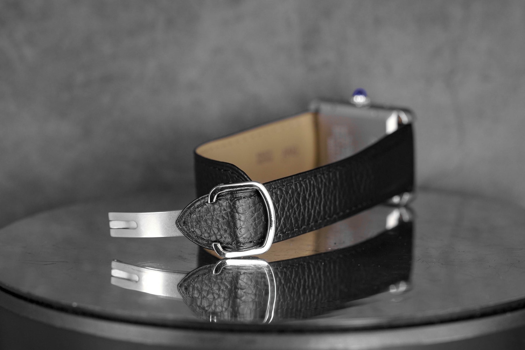 TANK SOLO XL SILVER DIAL LEATHER STRAP (2015)