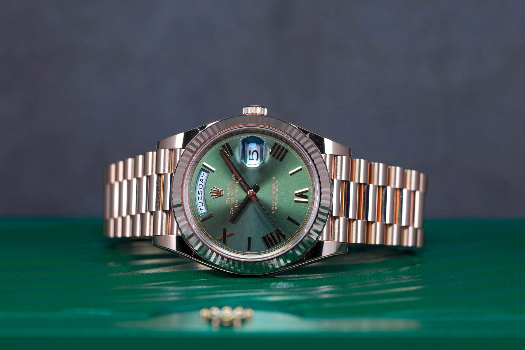 DAYDATE 40MM ROSEGOLD OLIVE GREEN DIAL (2021)
