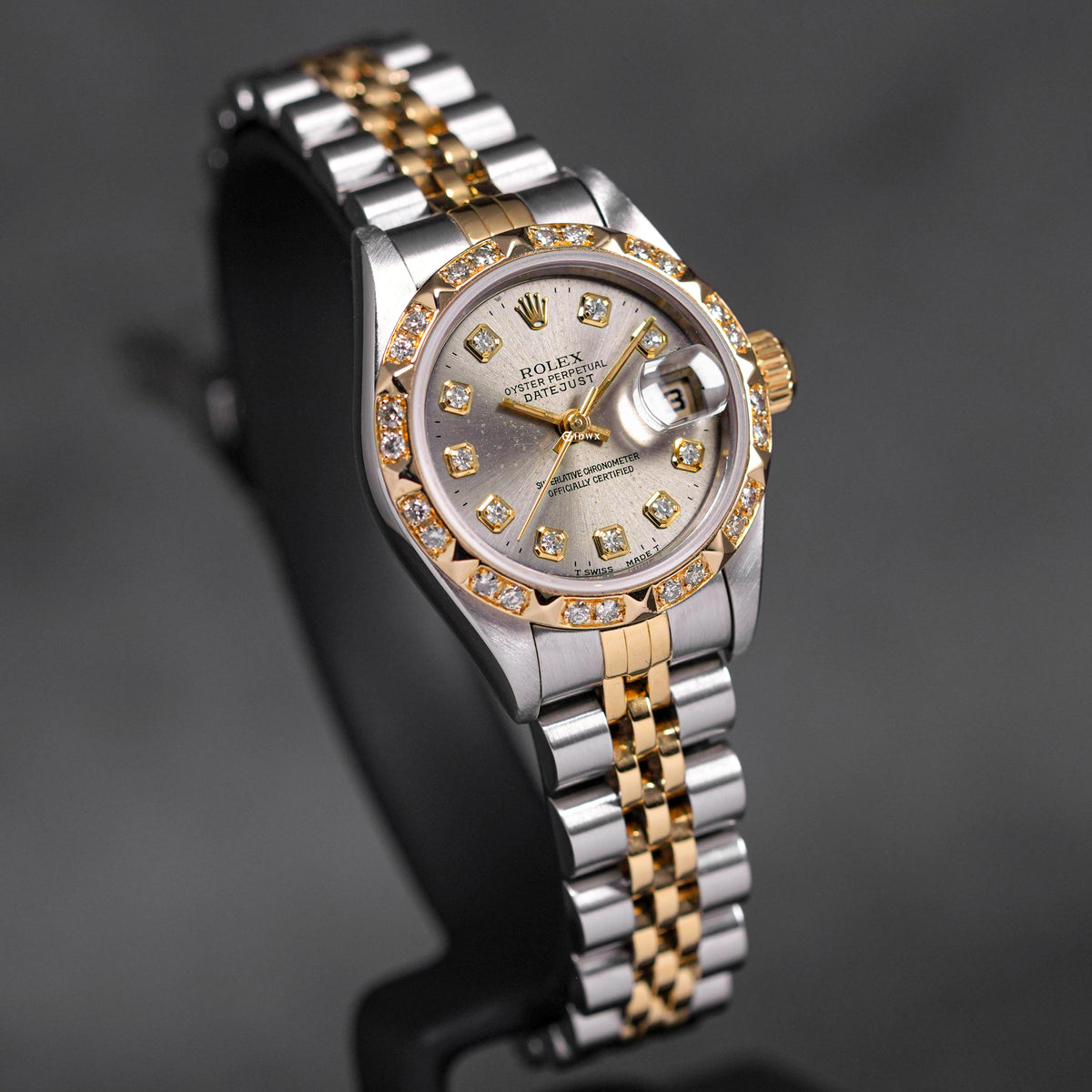 DATEJUST 26MM TWOTONE YELLOWGOLD GREY DIAMOND DIAL RING DIAMOND BEZEL (WATCH ONLY)