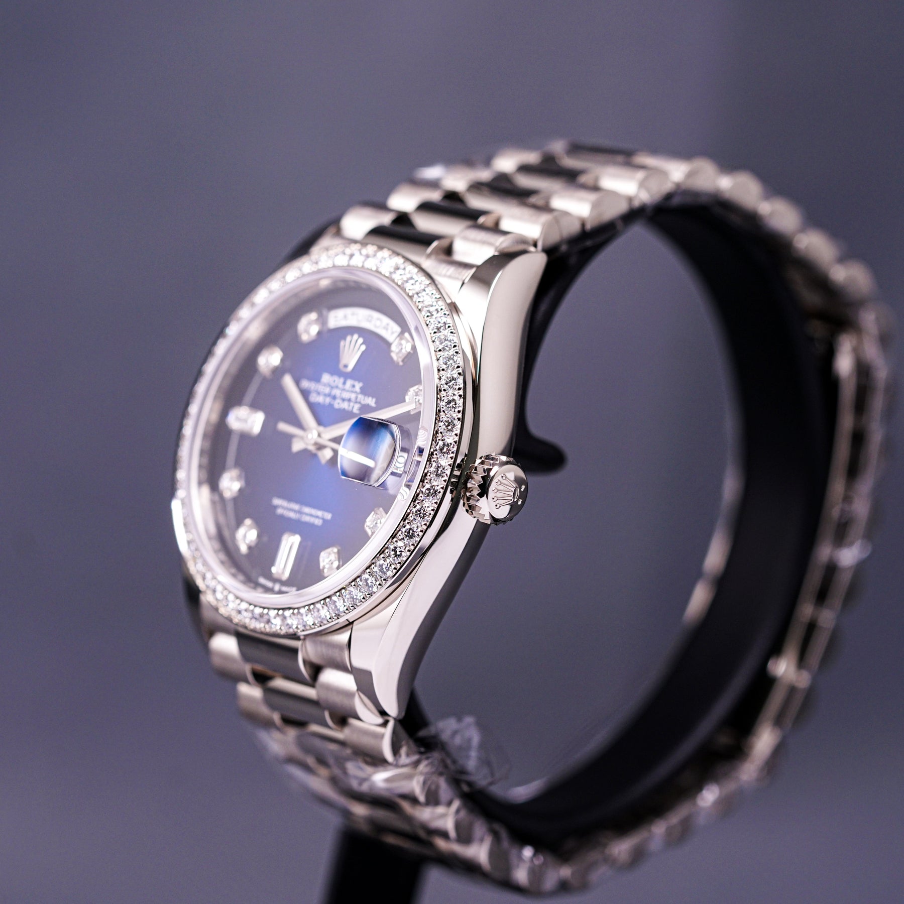 DAYDATE 36MM BLUE OMBRE DIAMOND RING