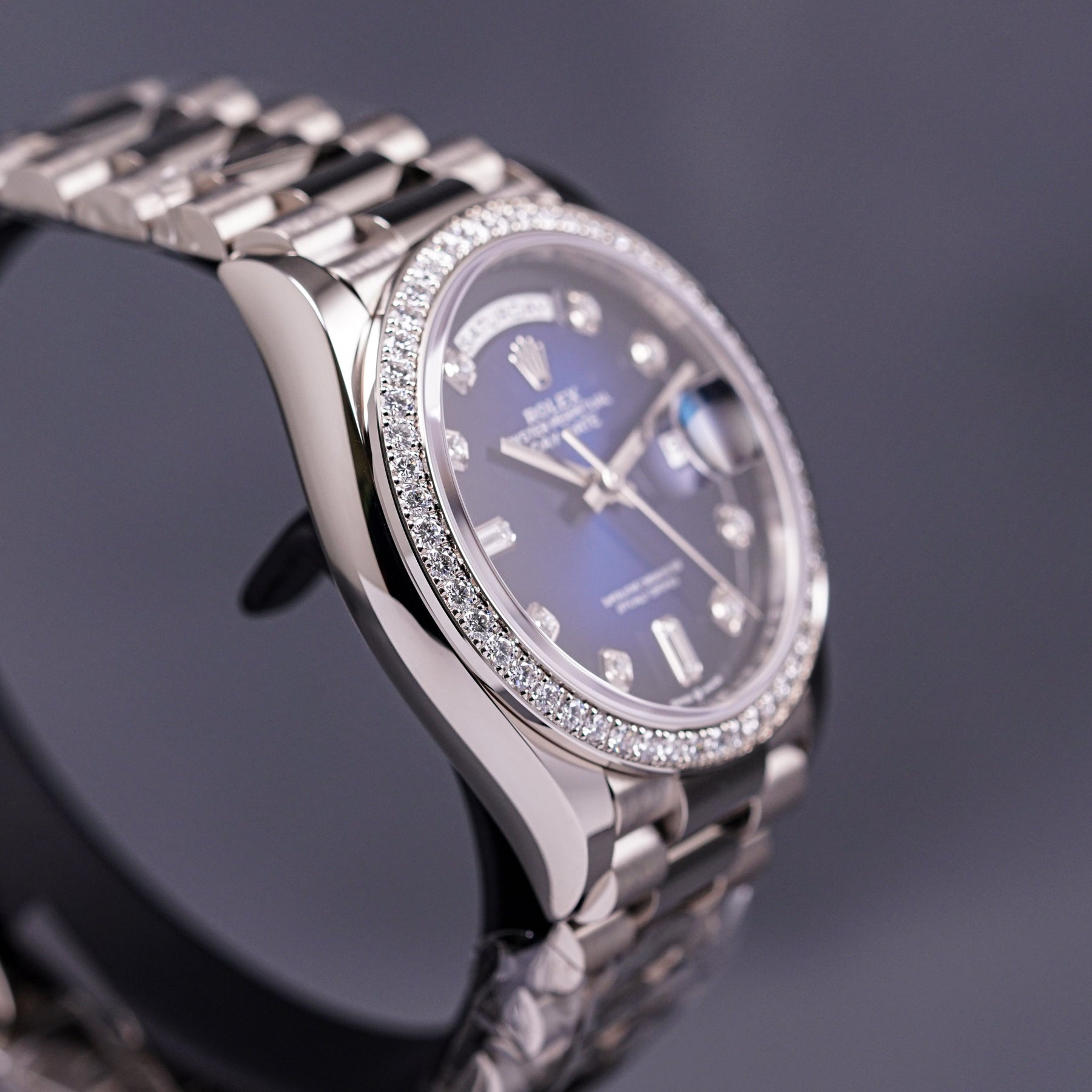 DAYDATE 36MM BLUE OMBRE DIAMOND RING