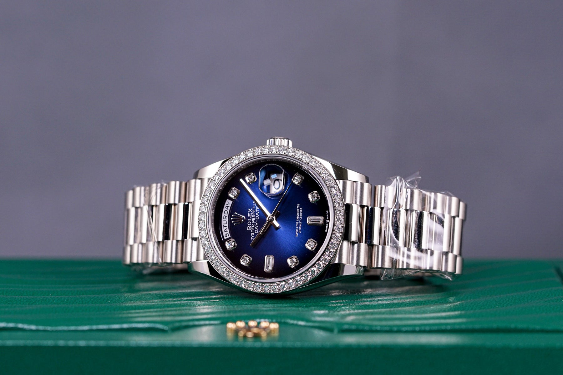 DAYDATE 36MM BLUE OMBRE DIAMOND RING