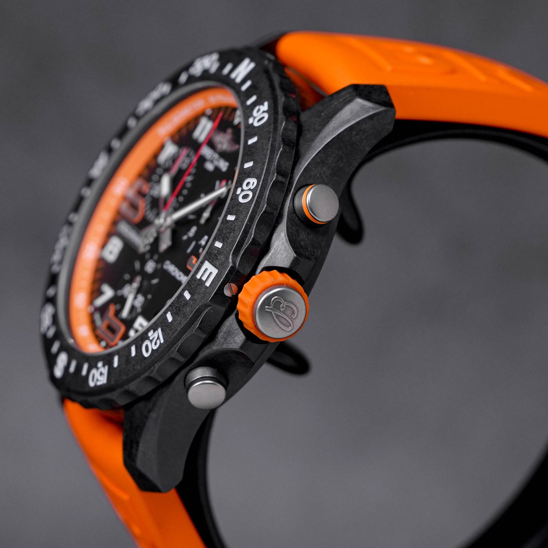 ENDURANCE PRO 44MM ORANGE (2021)
