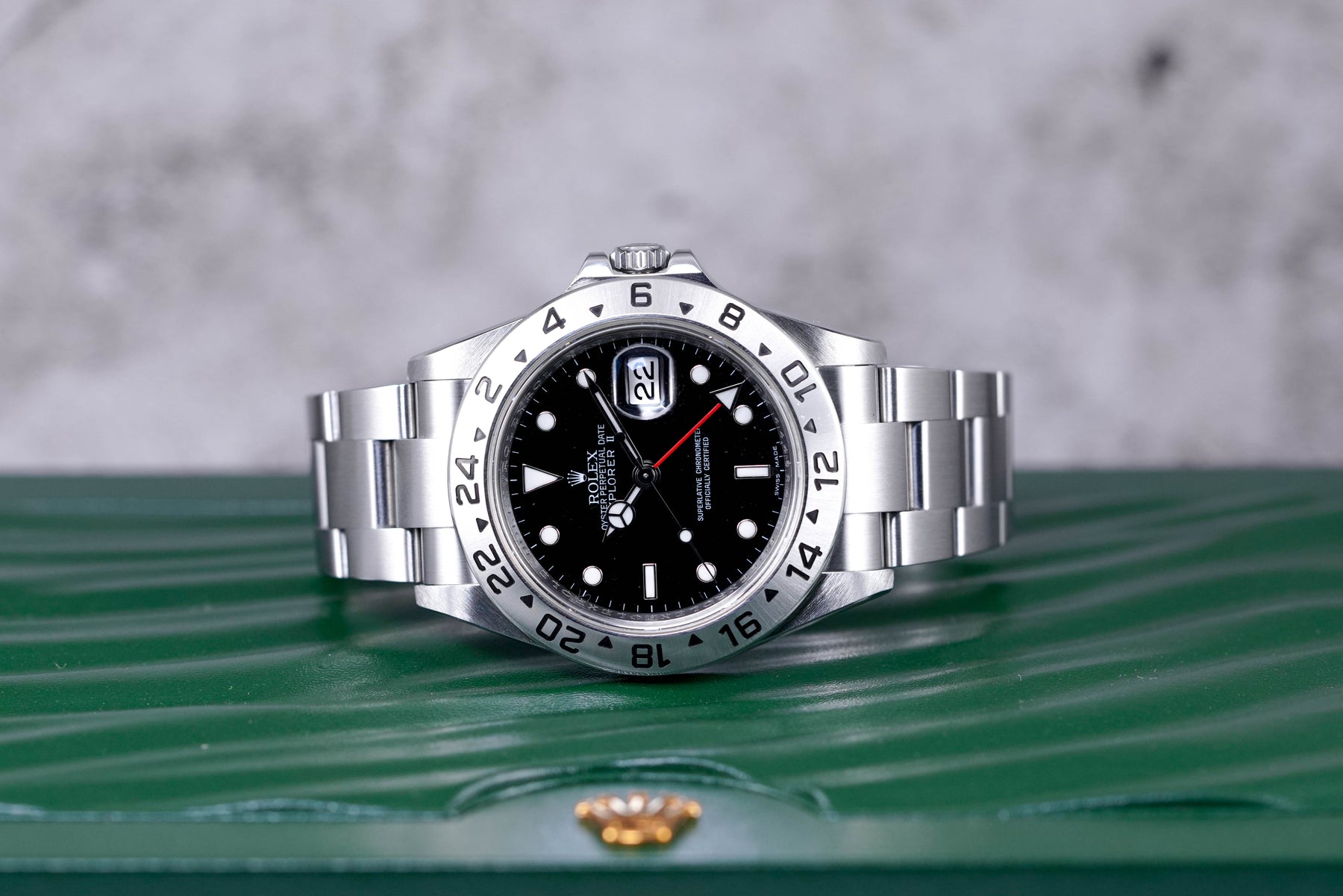 EXPLORER-II 16570 BLACK DIAL (UNDATED-RANDOM SERIES)