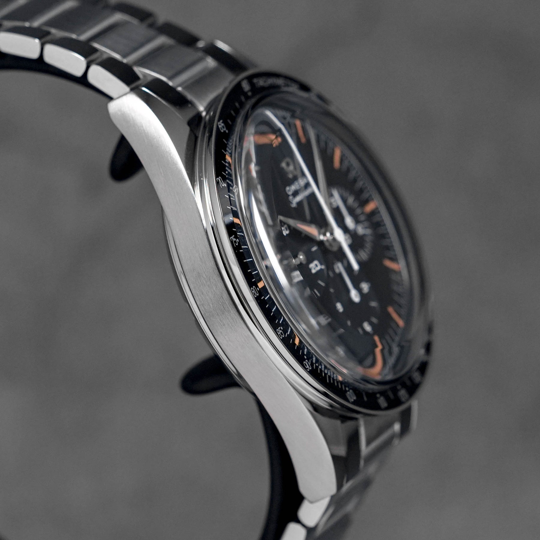 Harga First Omega In Space
