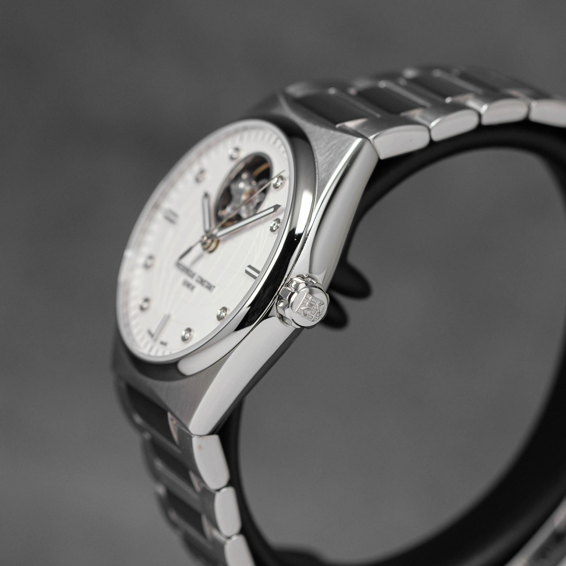 HIGHLIFE HEART BEAT STEEL SILVER DIAL (2025)