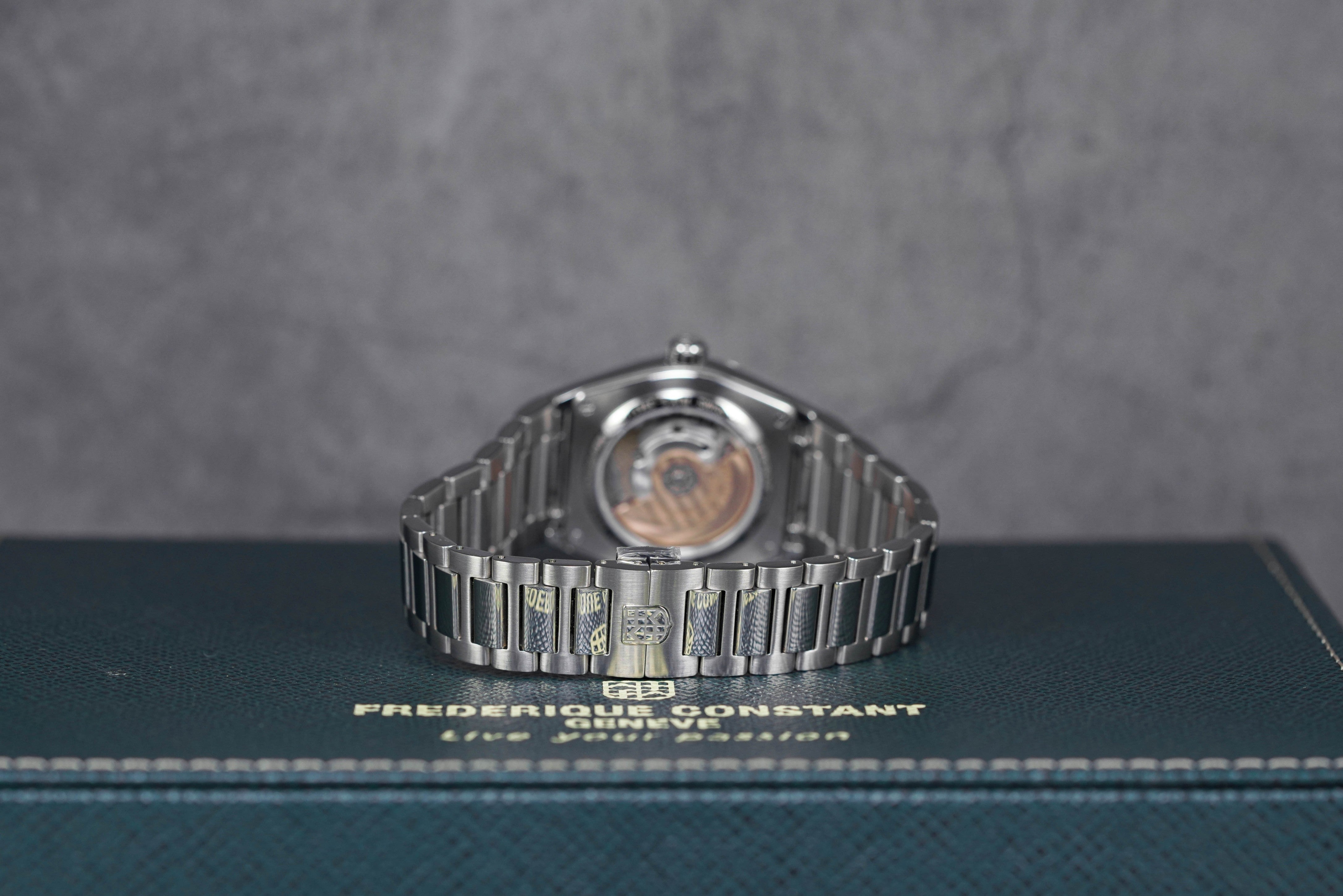 HIGHLIFE HEART BEAT STEEL SILVER DIAL