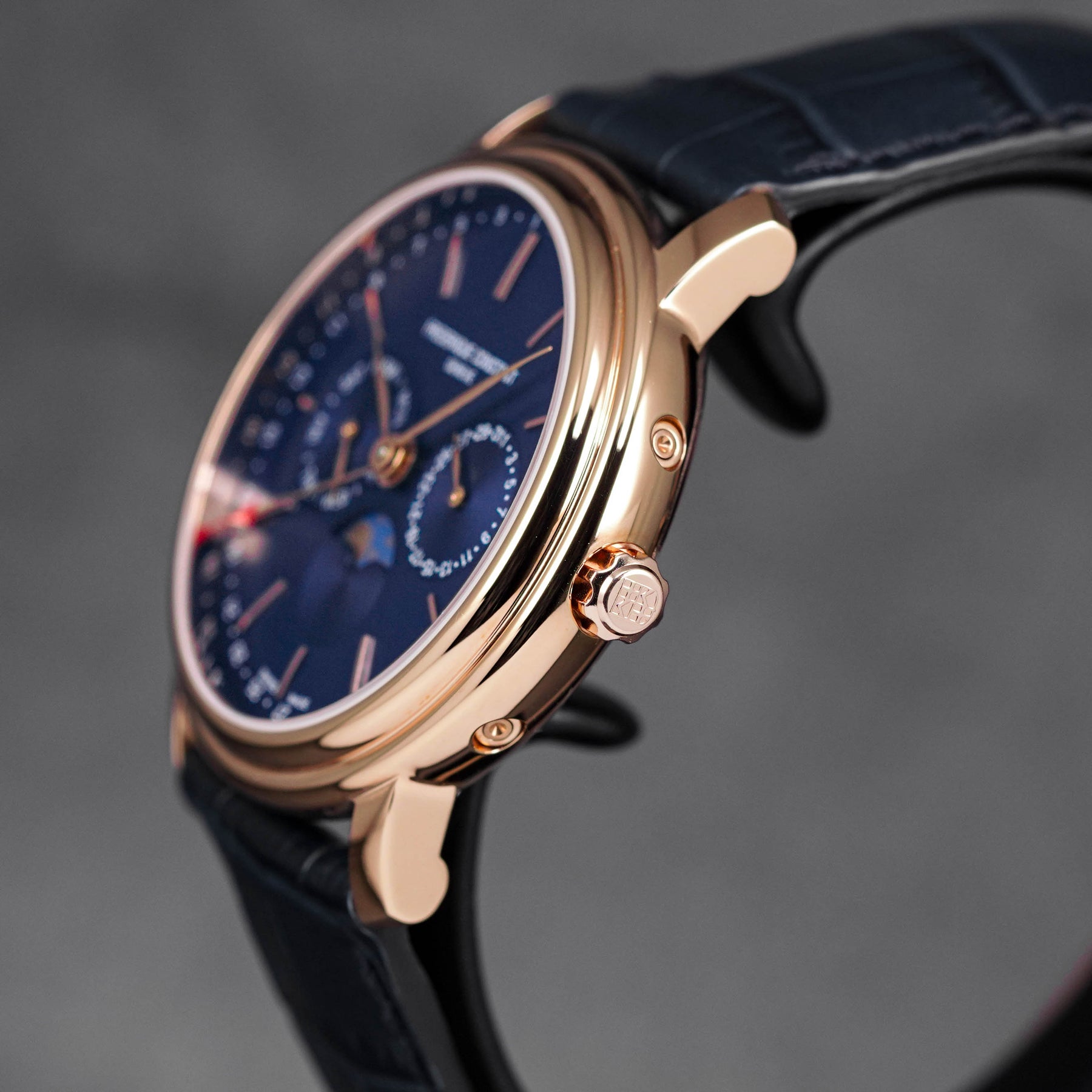 CLASSICS BUSINESS TIMER MOONPHASE ROSEGOLD-PLATED STEEL BLUE DIAL (2025)