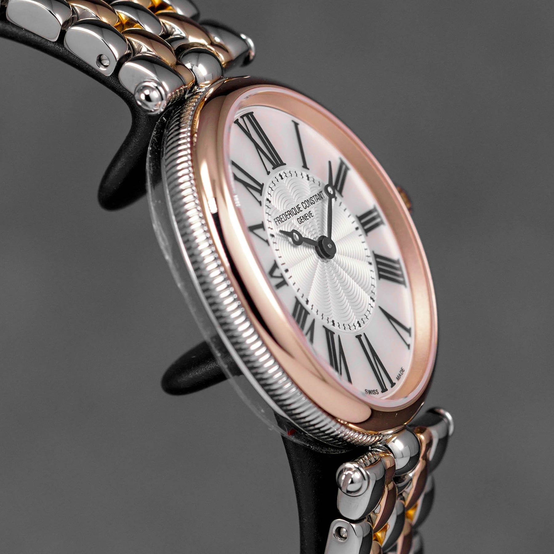 CLASSICS ART DECO OVAL TWOTONE ROSEGOLD-PLATED STEEL MOP DIAL (2025)