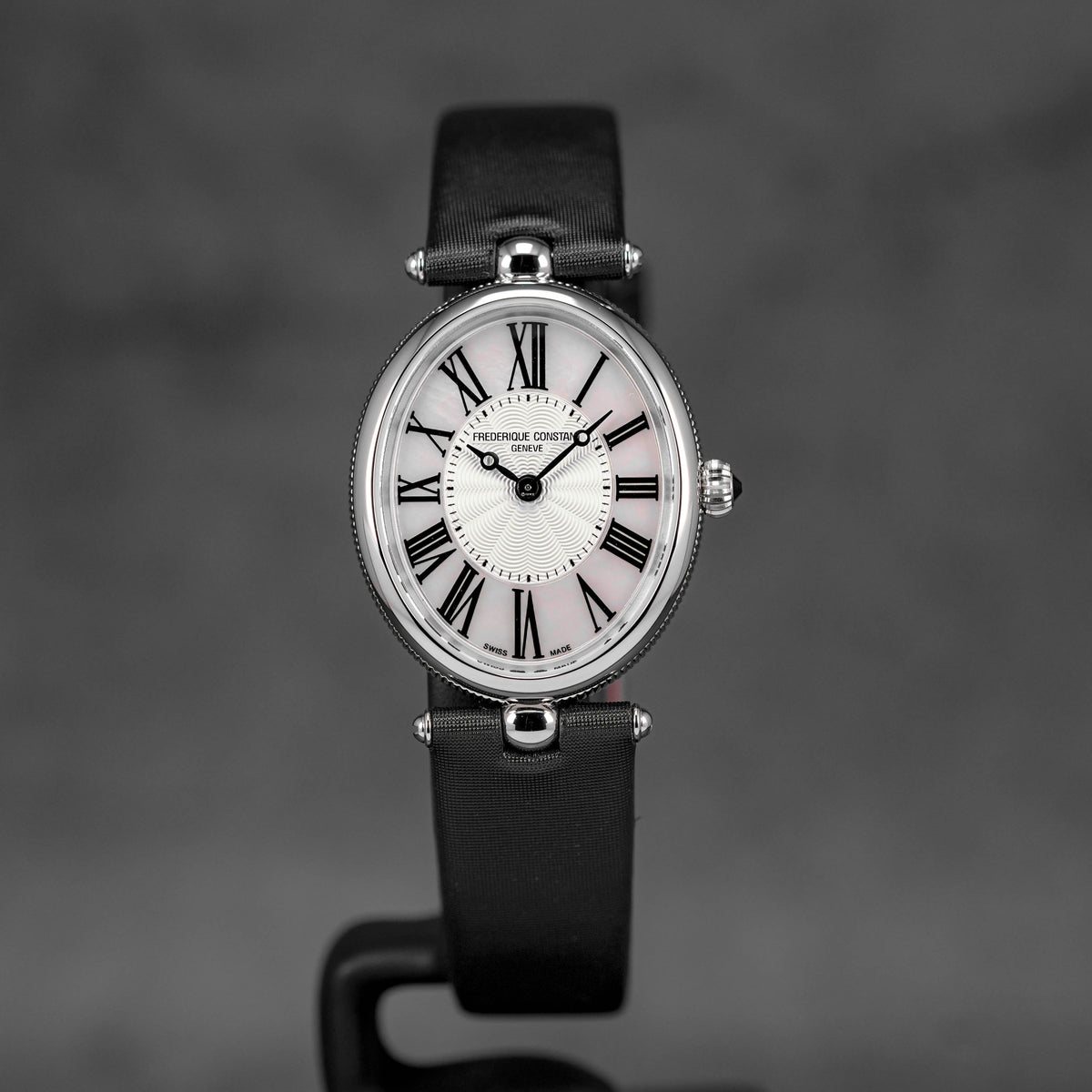 CLASSICS ART DECO OVAL STEEL MOP DIAL LEATHER STRAP (2025)