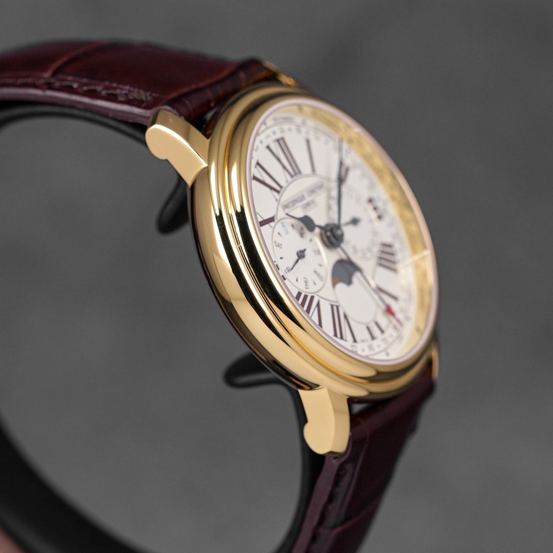 CLASSICS BUSINESS TIMER MOONPHASE YELLOWGOLD-PLATED STEEL WHITE DIAL (2025)