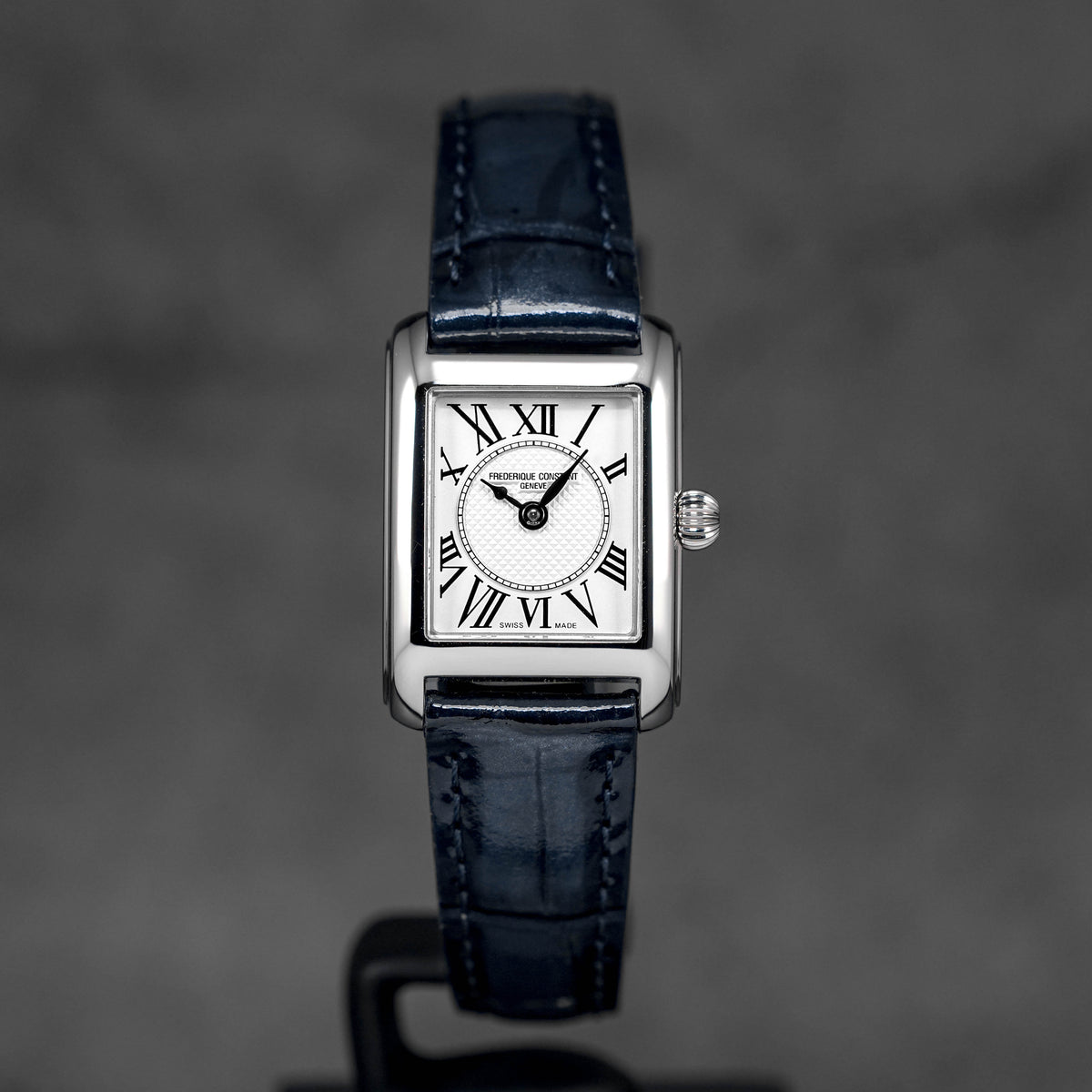 CLASSICS CAREE STEEL WHITE DIAL LEATHER STRAP (2025)