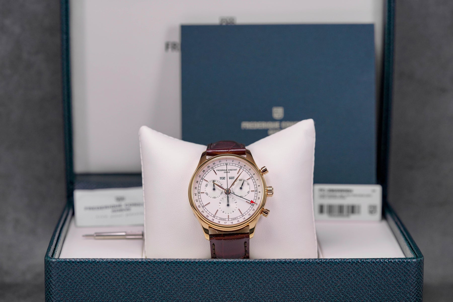 CLASSICS QUARTZ CHRONOGRAPH TRIPLE CALENDAR ROSEGOLD-PLATED STEEL SILVER DIAL (2025)