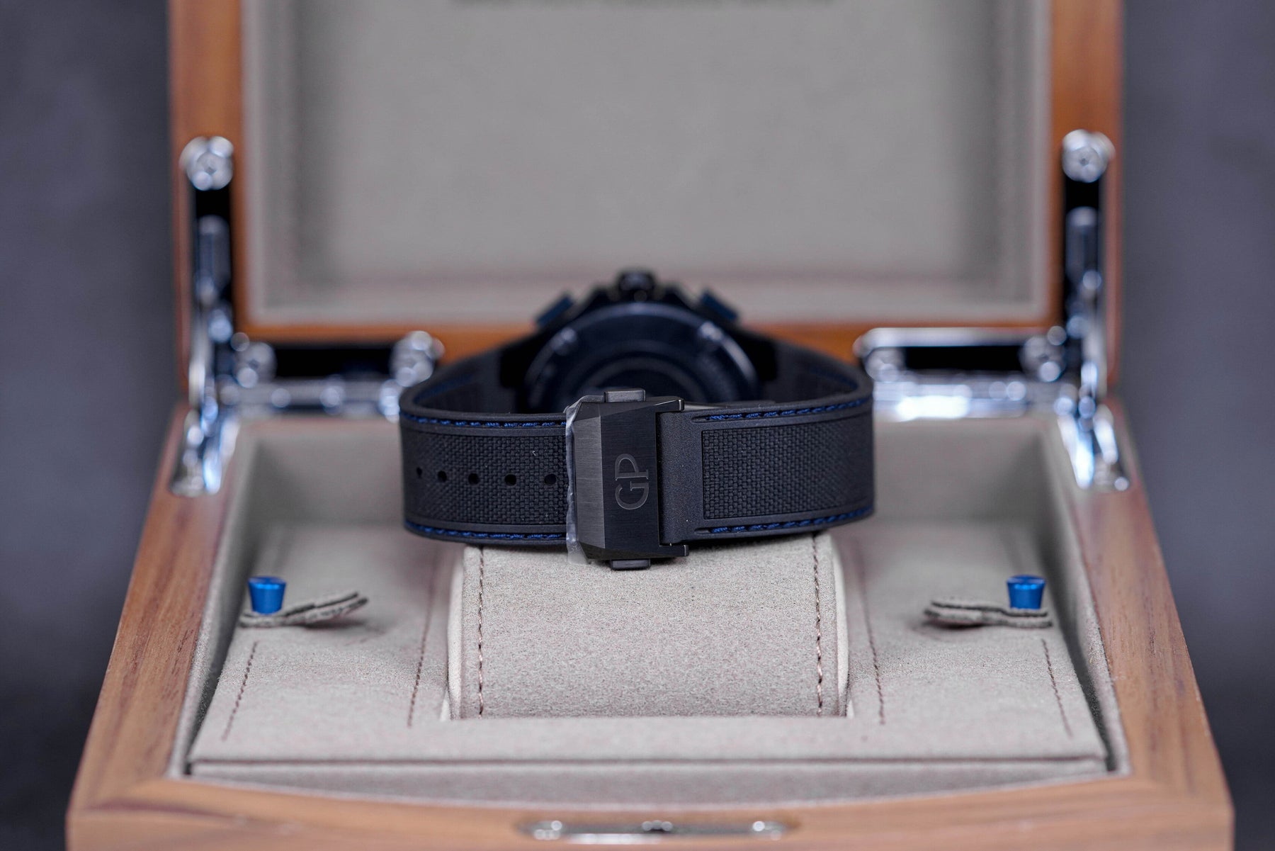 Girard Perregaux Black Titan