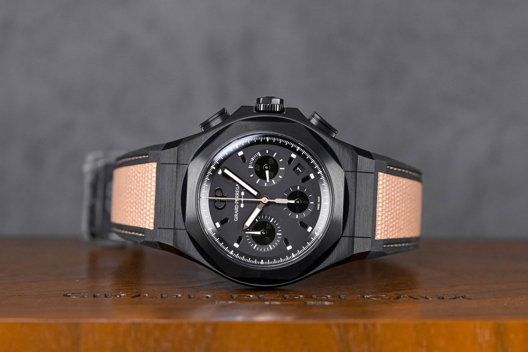 GIRARD PERREGAUX LAUREATO