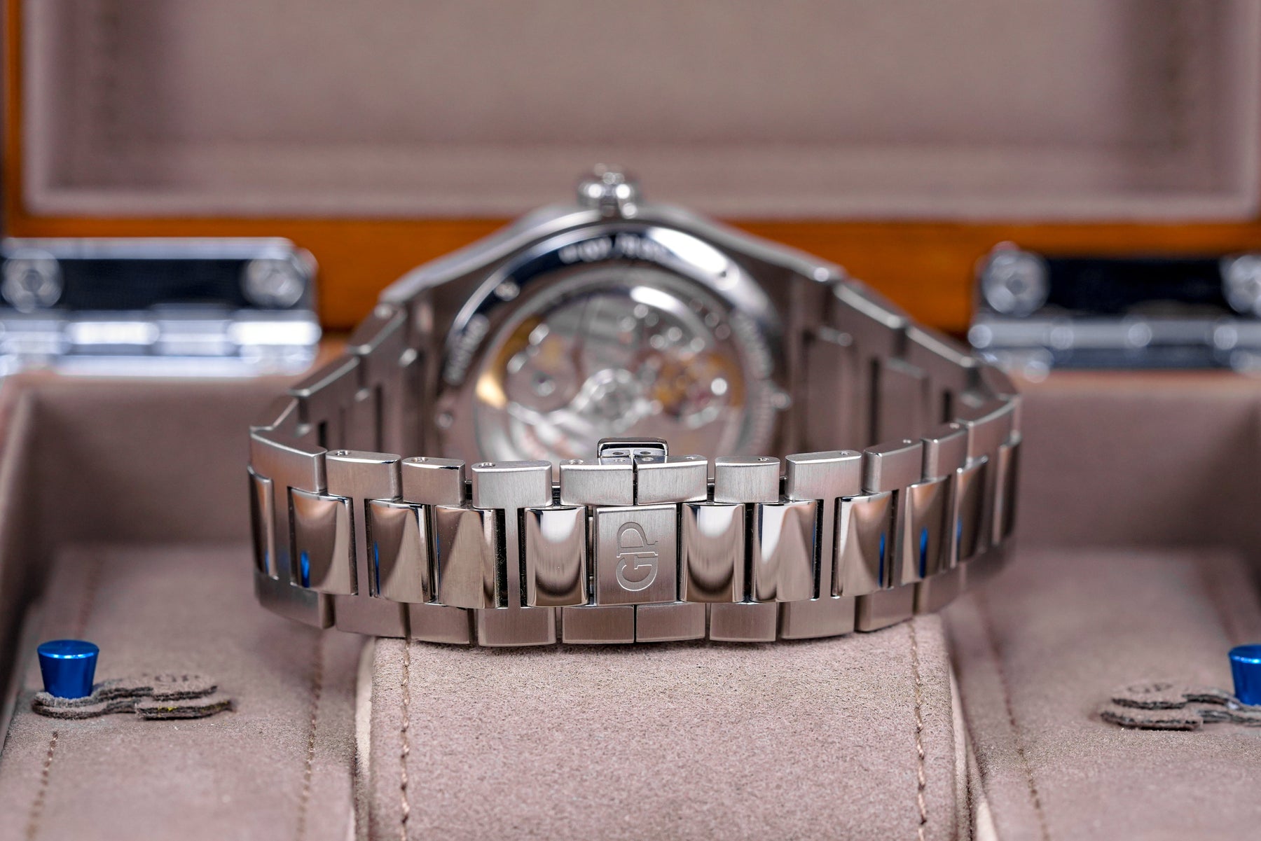 Harga Girard Perregaux Laureato Blue
