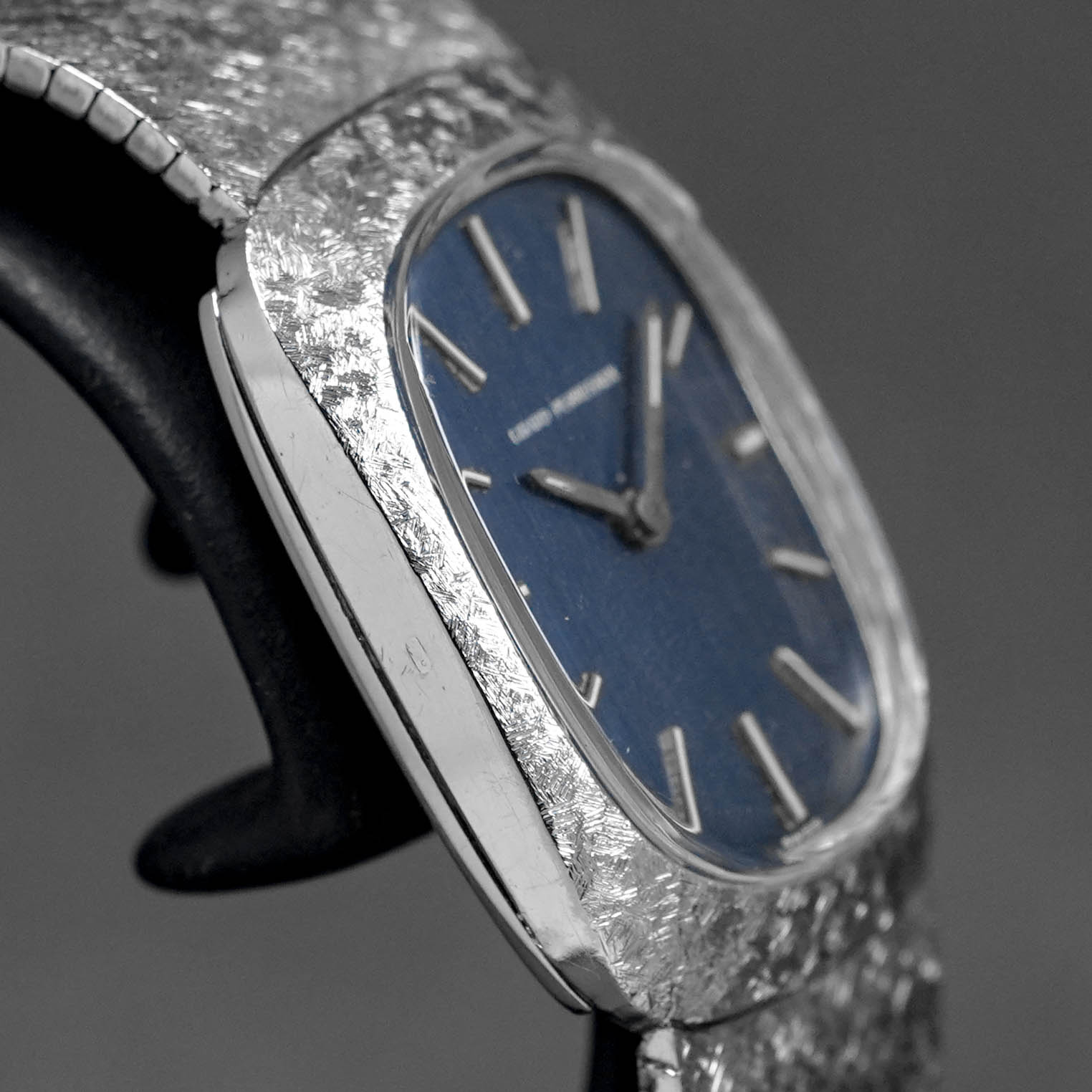 VINTAGE WHITEGOLD BLUE DIAL (WATCH ONLY)