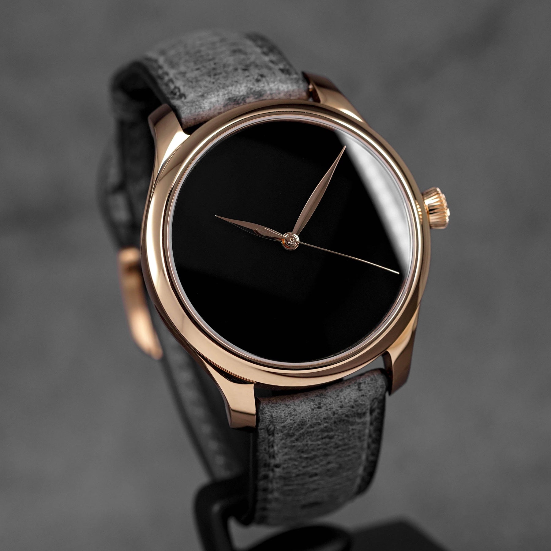 Harga H Moser Endevour Vantablack