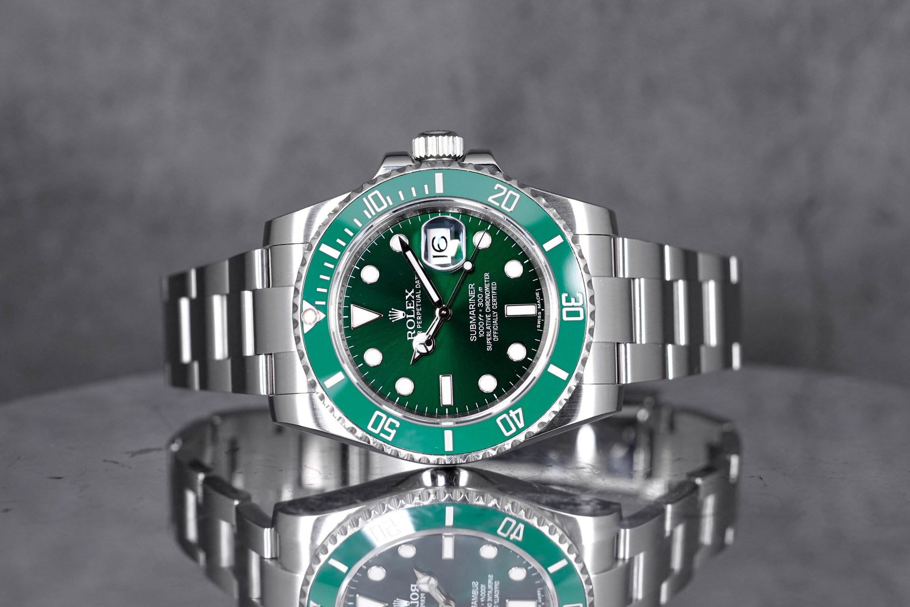 Rolex Submariner Date Hulk