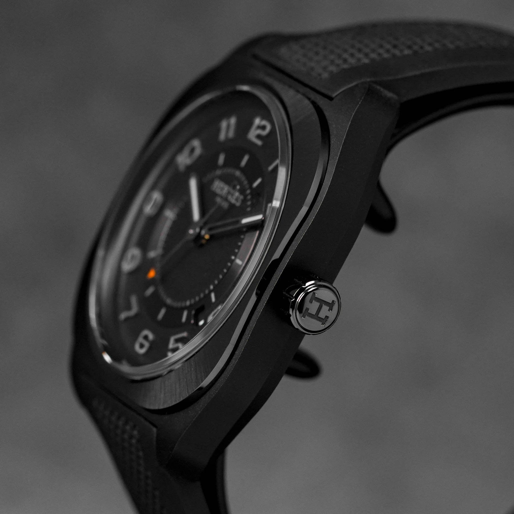 Harga Hermes H08 Black