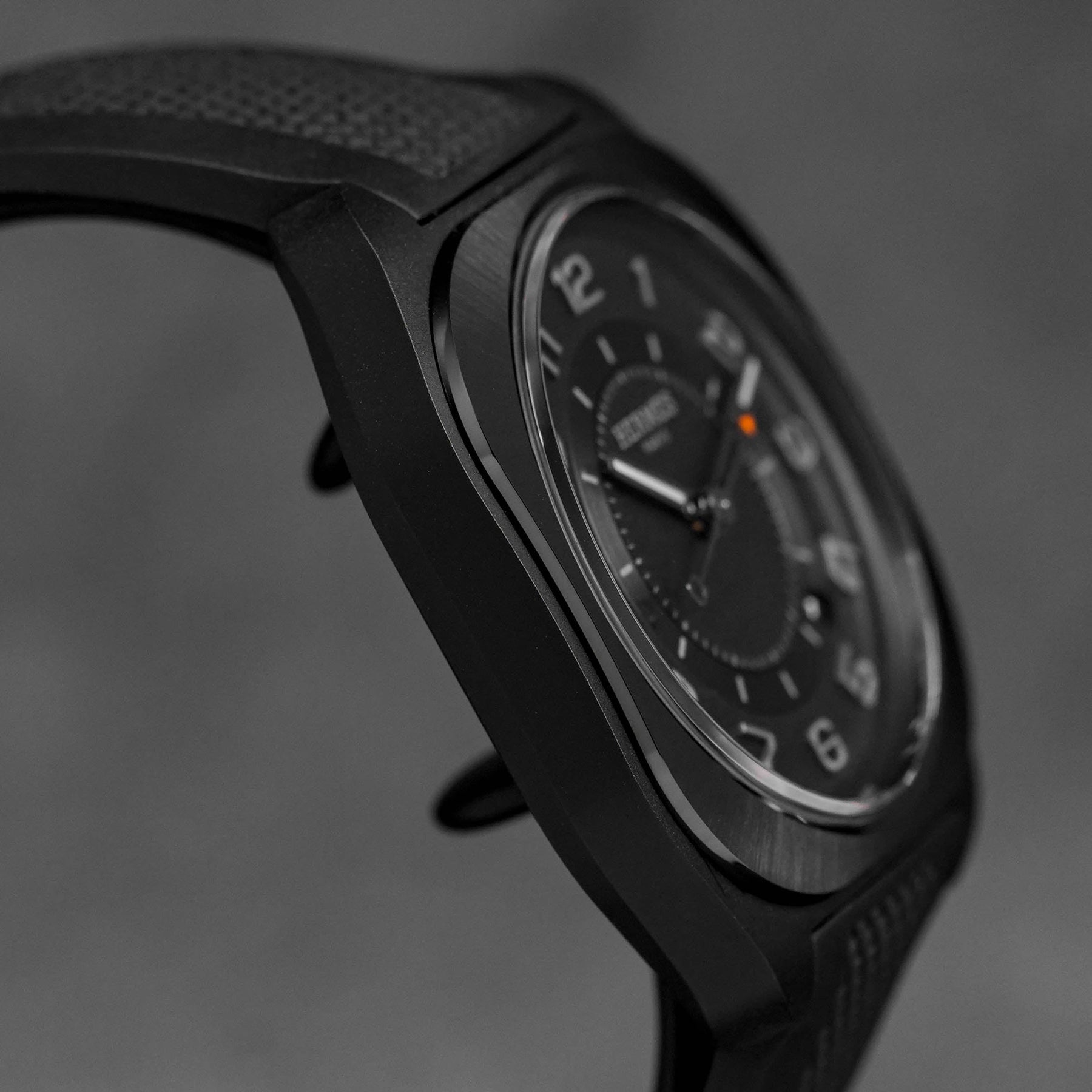 Harga Hermes H08 Black